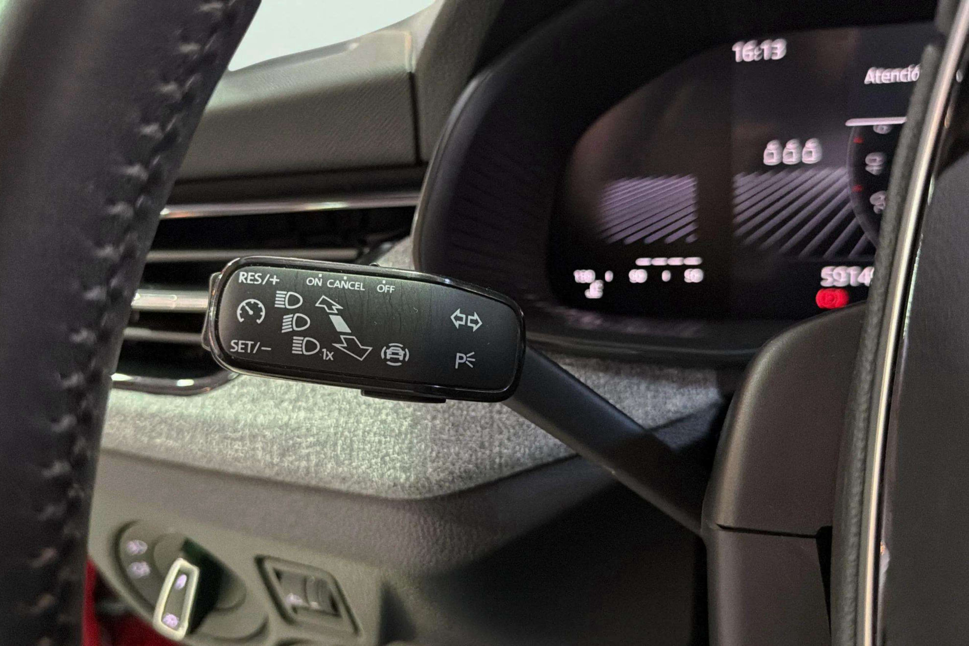 Škoda Kamiq 1.0 TSI Selection - foto 17