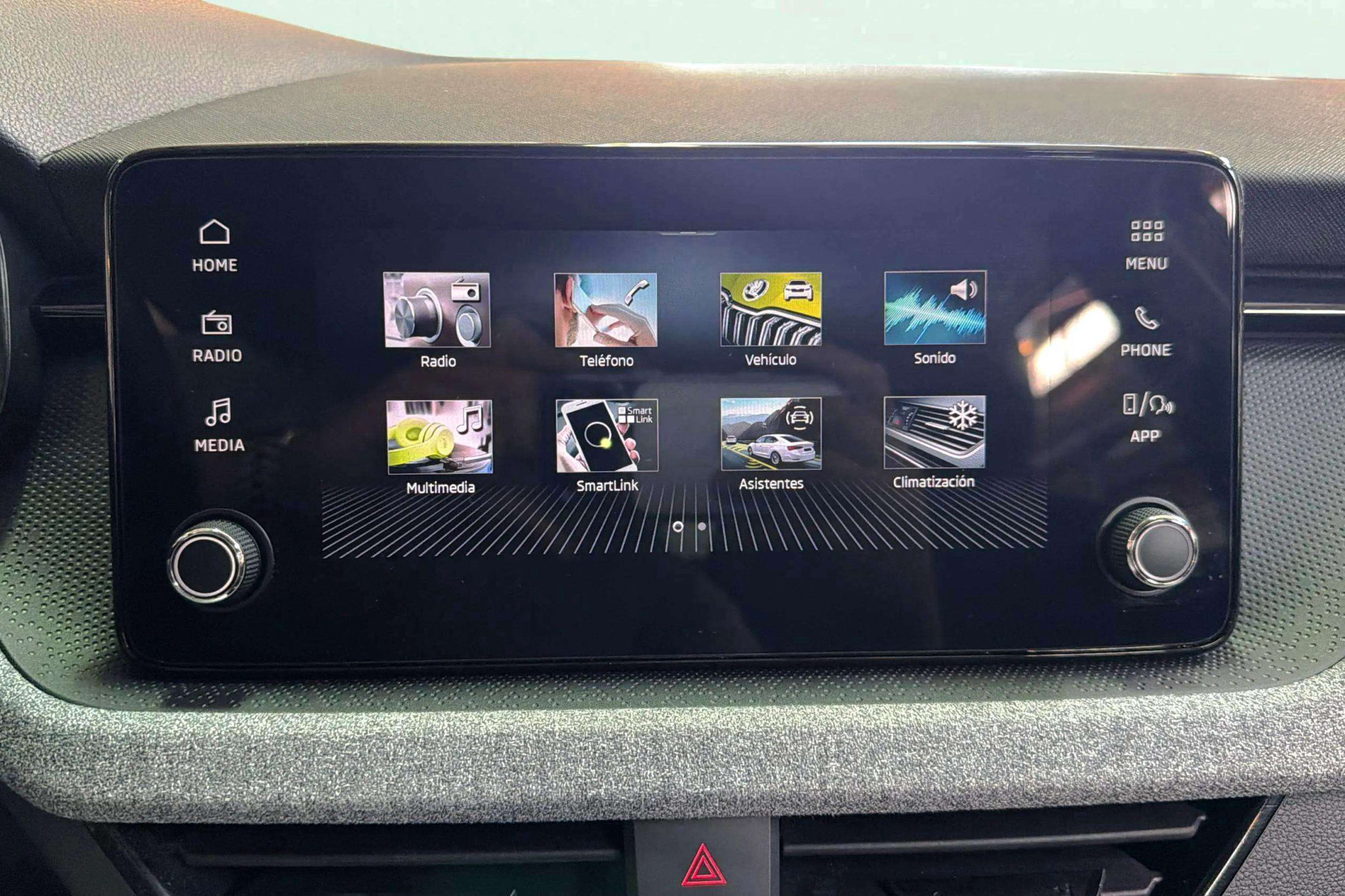 Škoda Kamiq 1.0 TSI Selection - foto 22