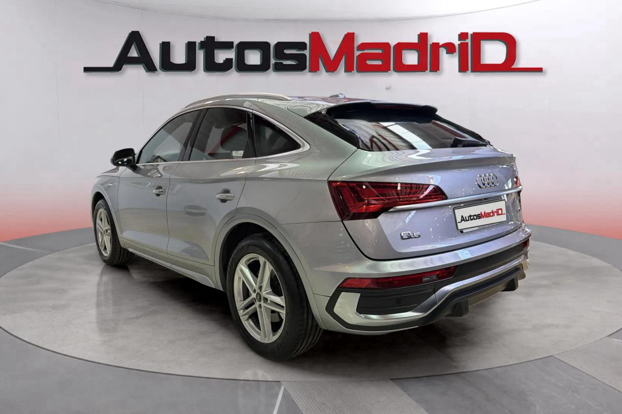 Audi Q5 S line 35 TDI S tronic - foto 5