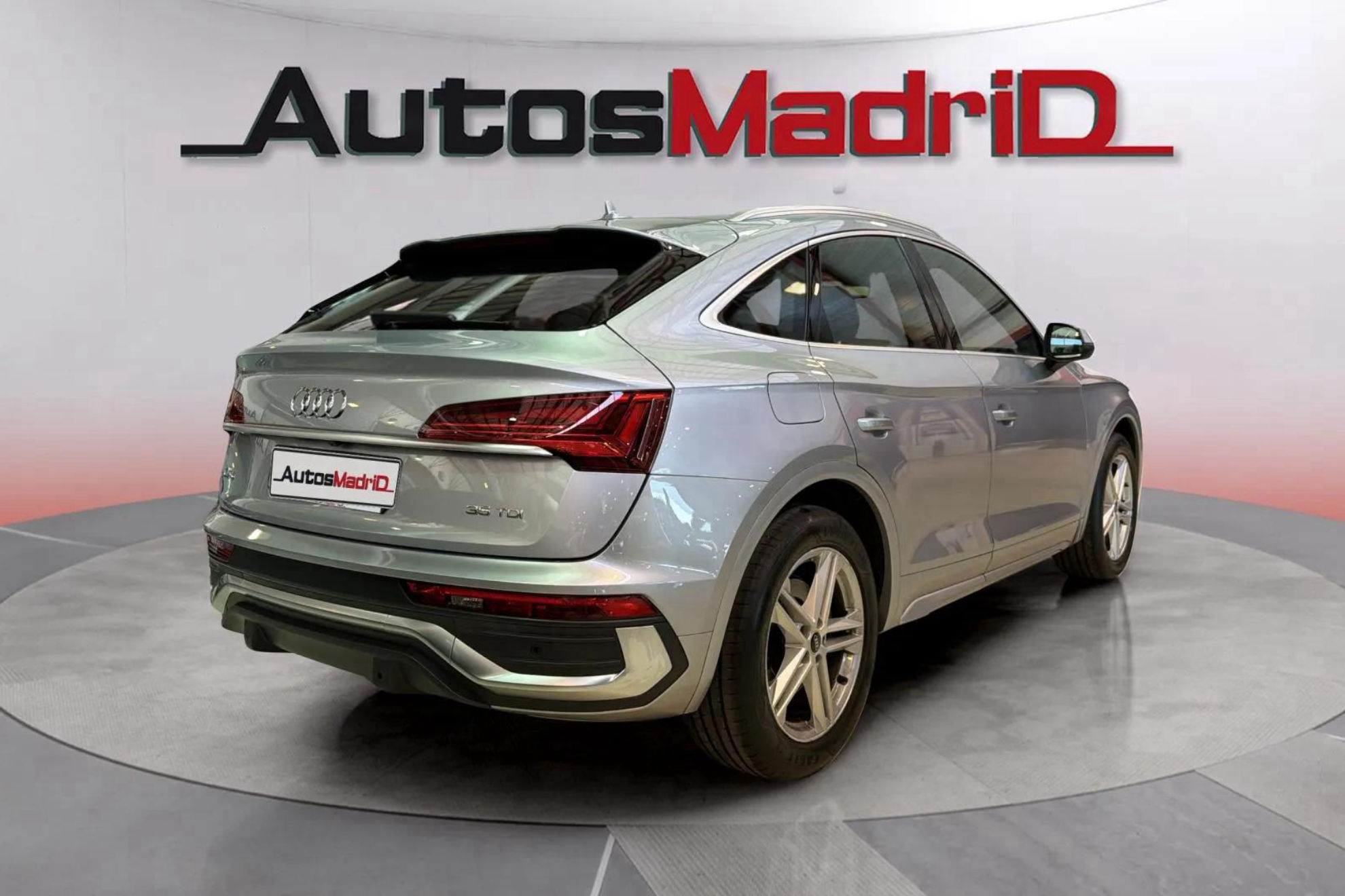 Audi Q5 S line 35 TDI S tronic - foto 9
