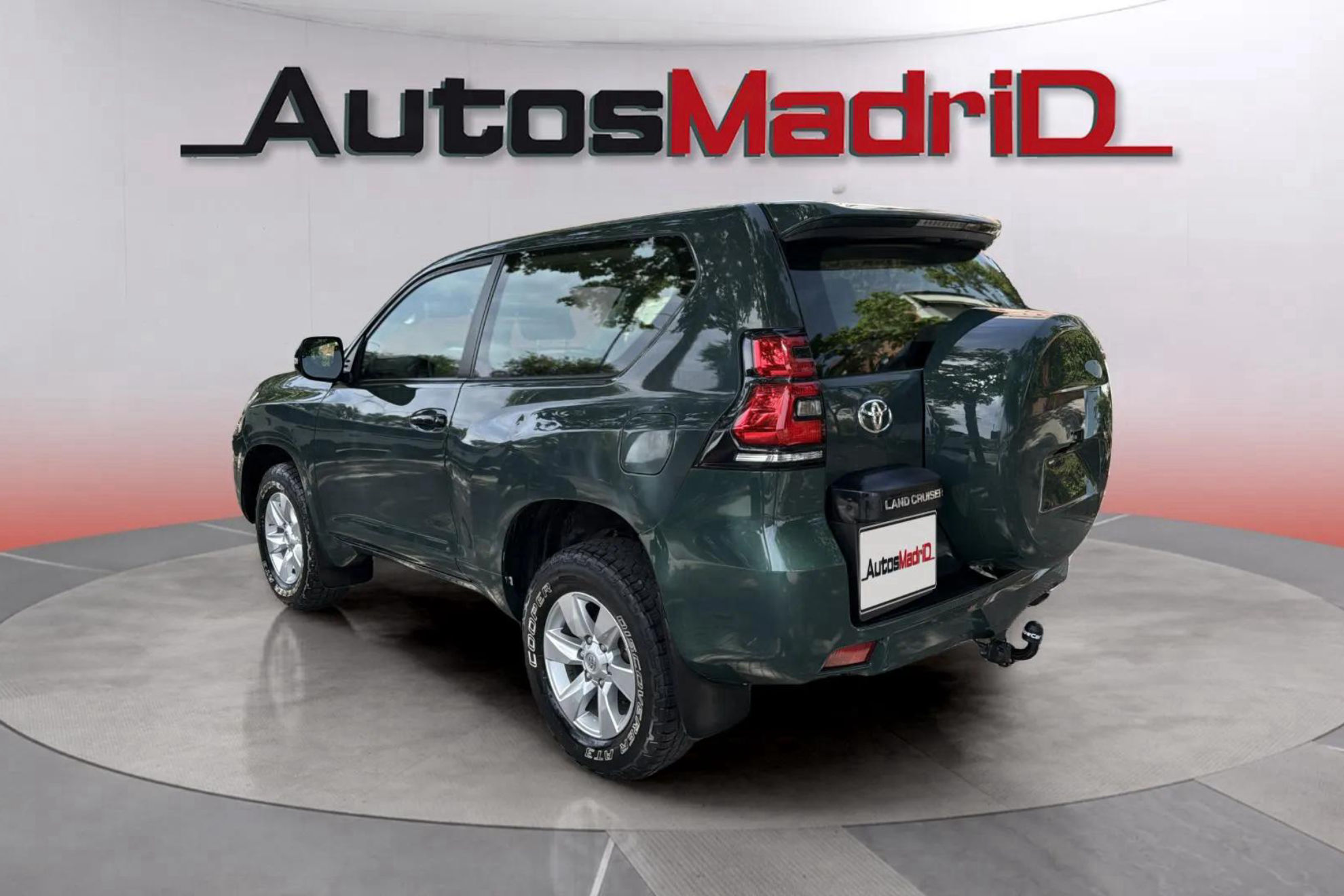 Toyota Land Cruiser 2.8 D-4D GX - foto 5