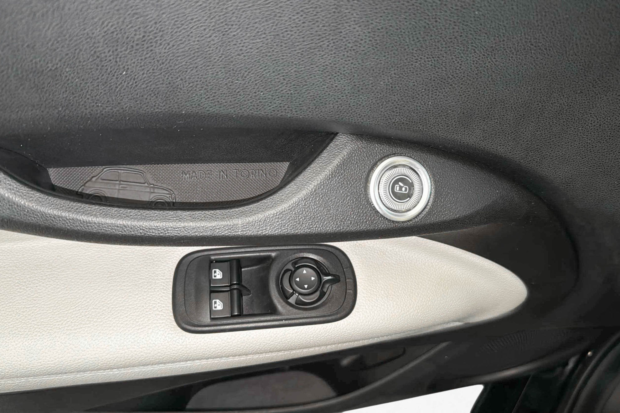 Fiat 500 laPrima Hb 320km - foto 21