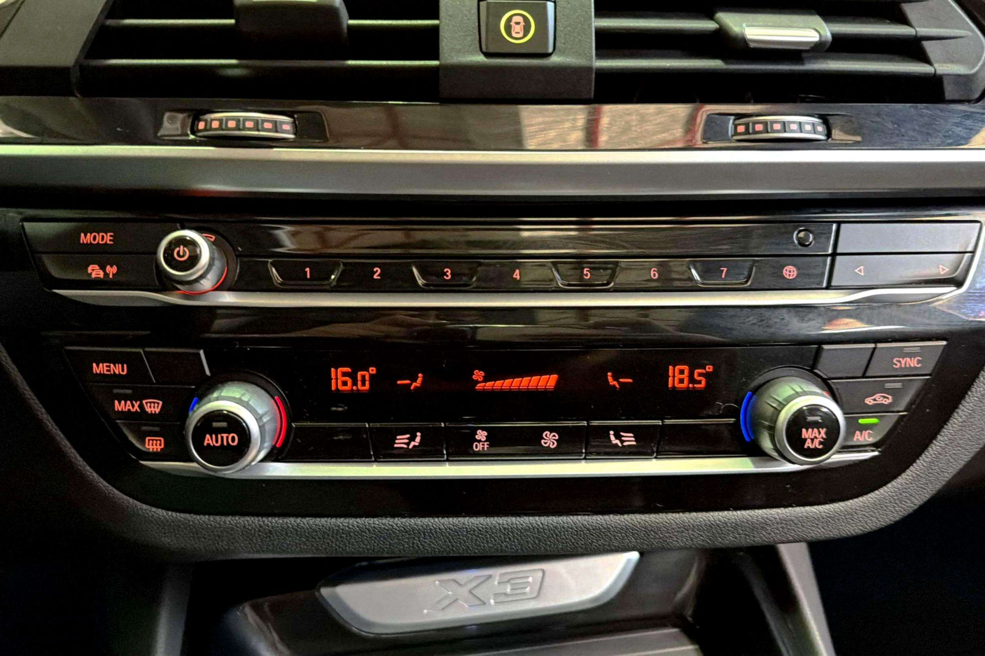 BMW X3 xDrive30e xLine - foto 25