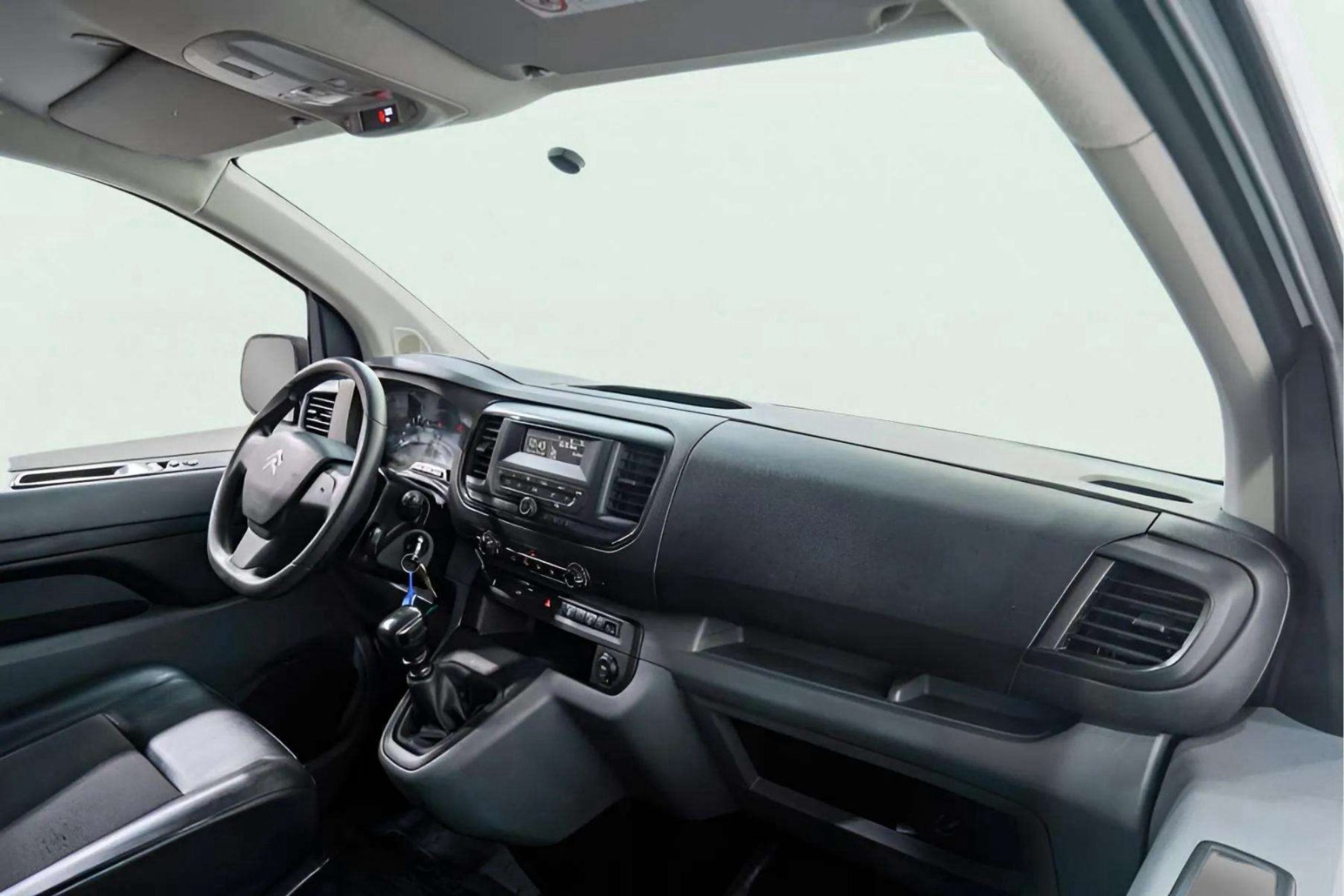 Citroën Jumpy Talla M BlueHDi 120 Control - foto 20