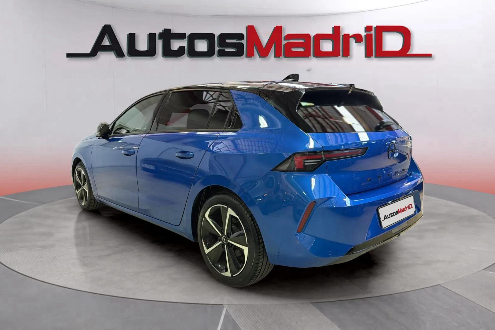 Opel Astra 1.2T XHT GS - foto 5