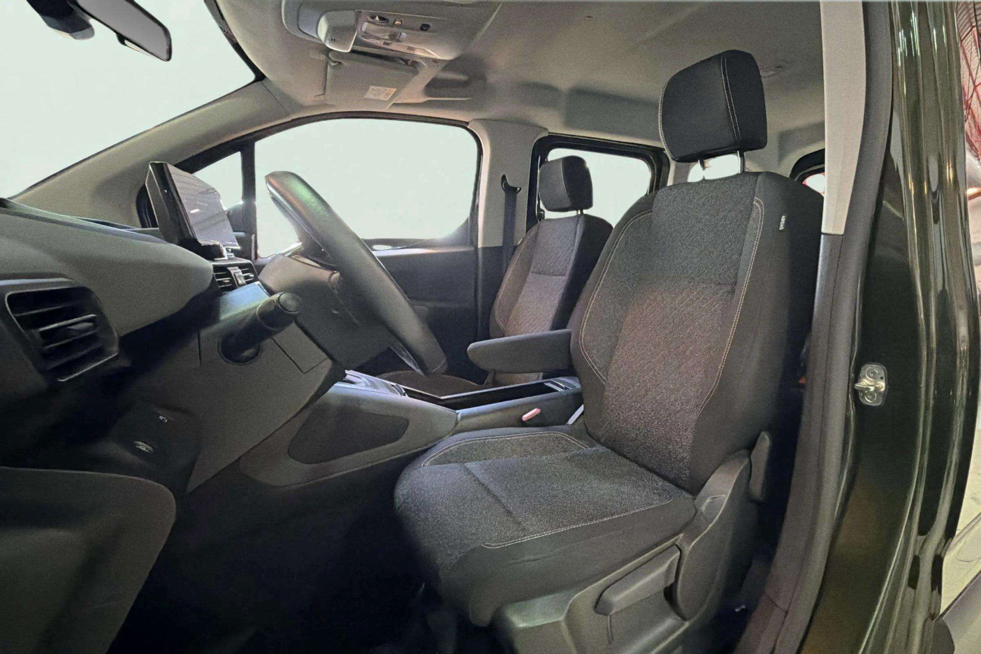 Peugeot Rifter Allure BlueHDi 100 Standard - foto 12