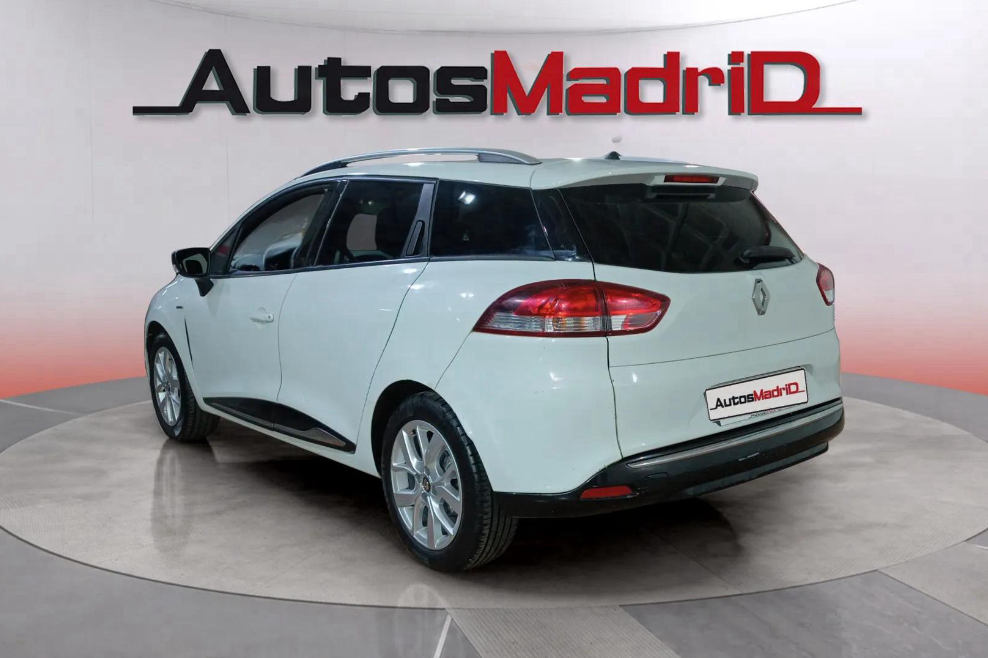 Renault Clio Sp. T. Limited TCe -18 - foto 5