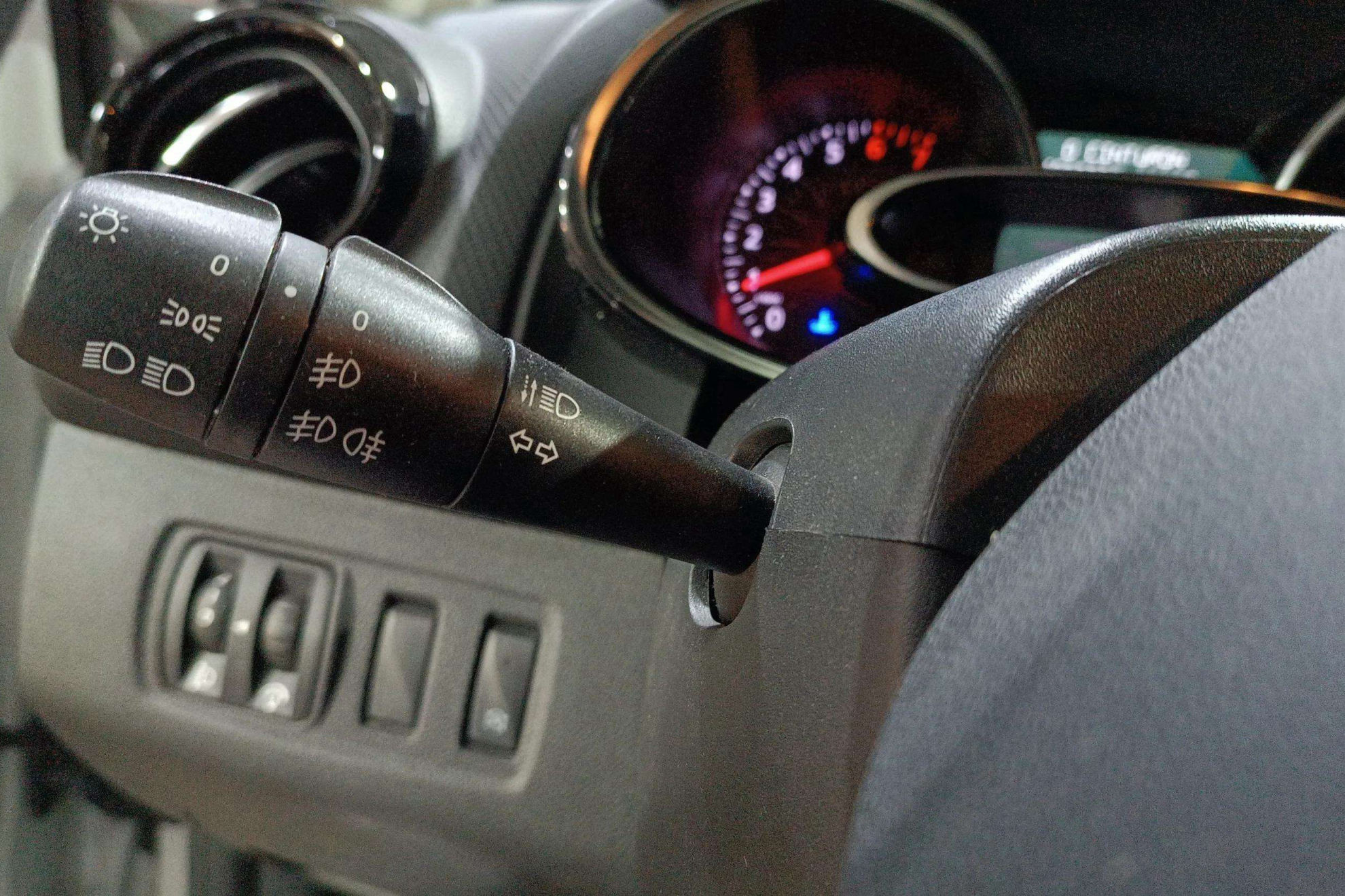 Renault Clio Sp. T. Limited TCe -18 - foto 14
