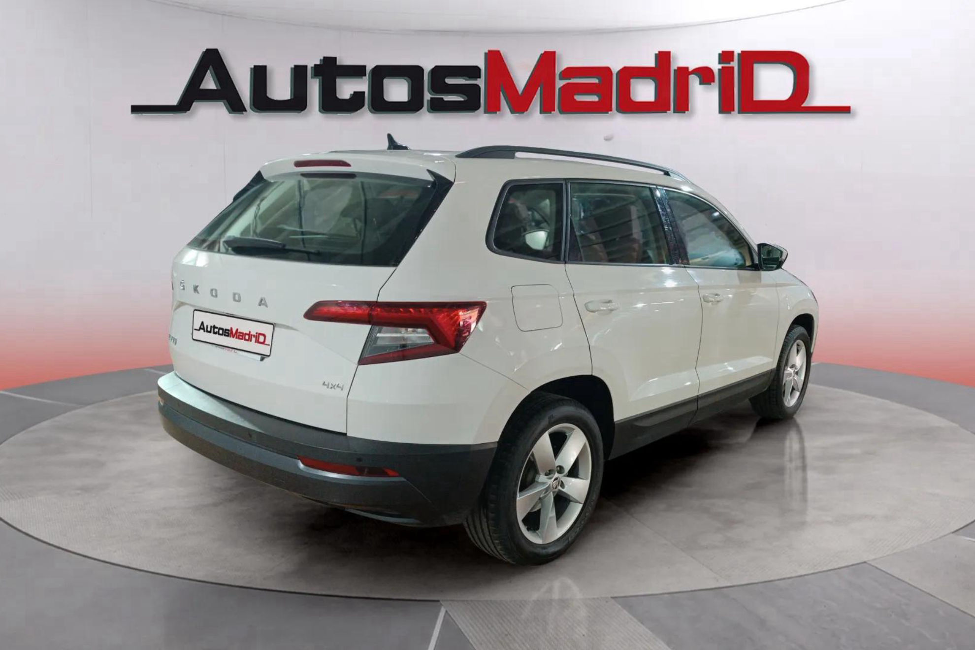 Škoda Karoq 2.0 TDI DSG 4x4 Ambition - foto 8
