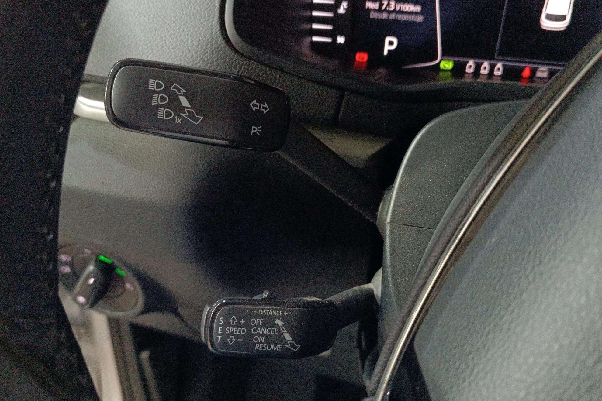 Škoda Karoq 2.0 TDI DSG 4x4 Ambition - foto 15
