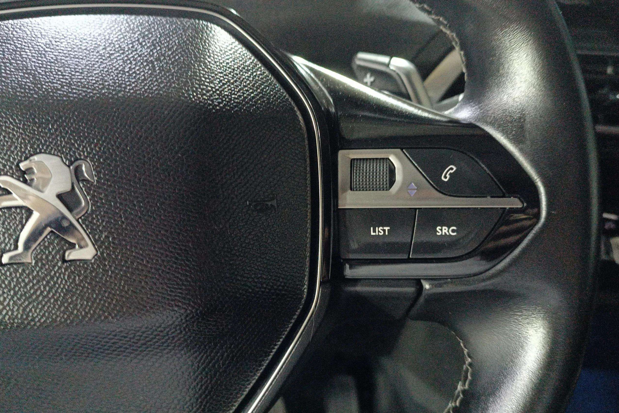 Peugeot 3008 225 e-EAT8 Allure - foto 17