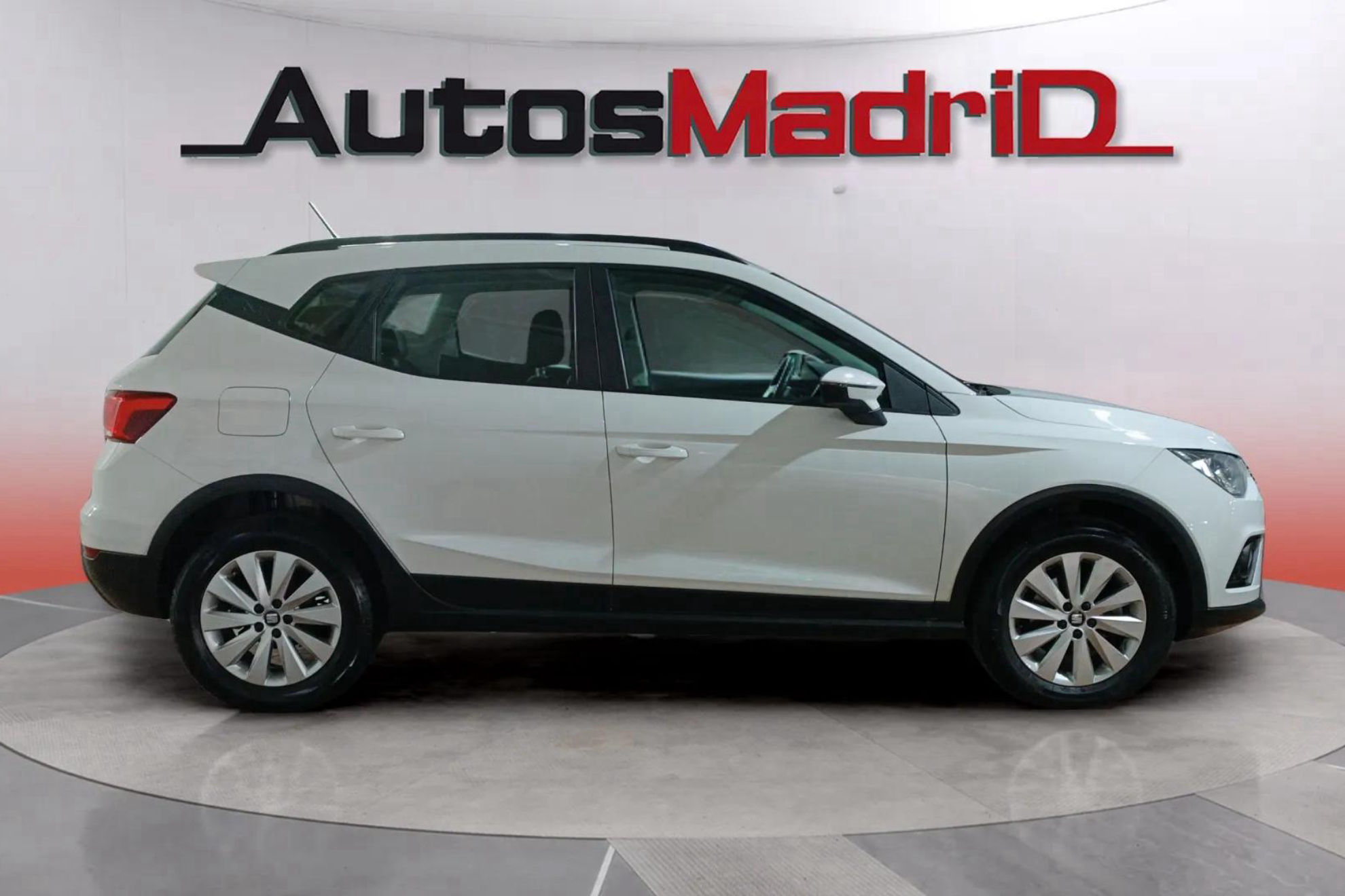 SEAT Arona 1.0 TSI Style Ecomotive - foto 9
