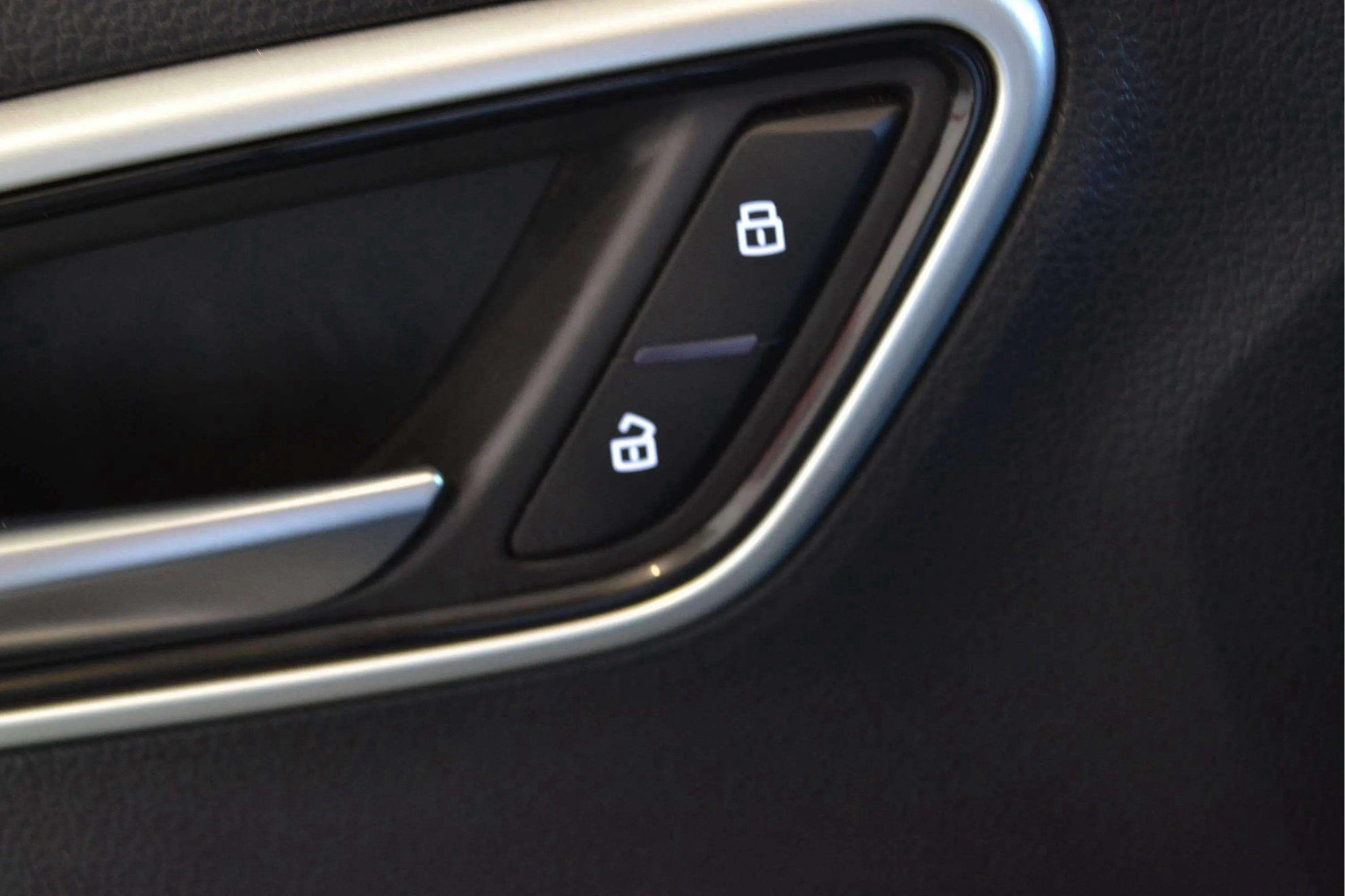 MG ZS 1.0T Luxury - foto 15