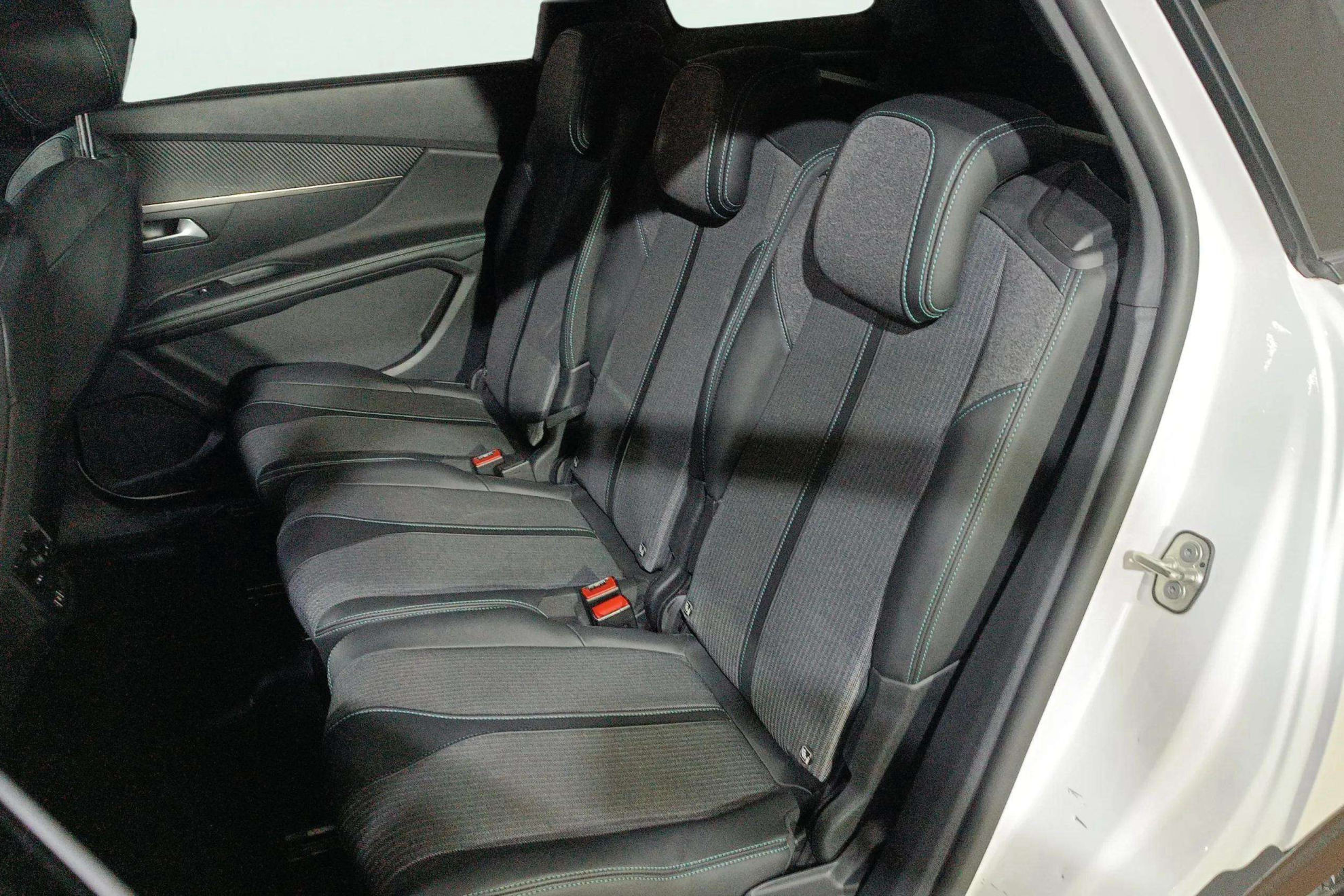 Peugeot 5008 1.5 BlueHDi Allure - foto 12