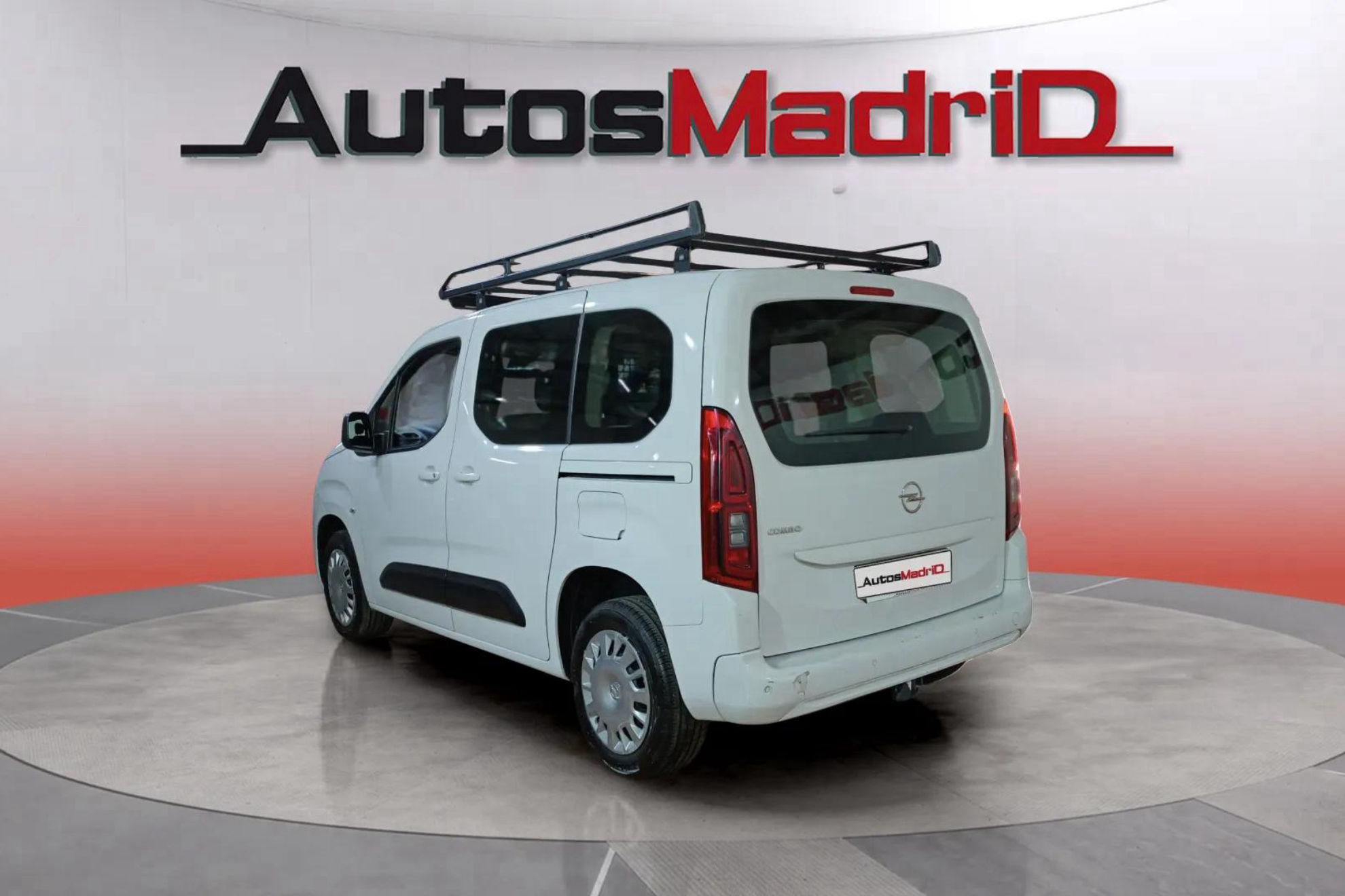 Opel Combo 1.5 TD D.Cab XL H1 1000kg - foto 5