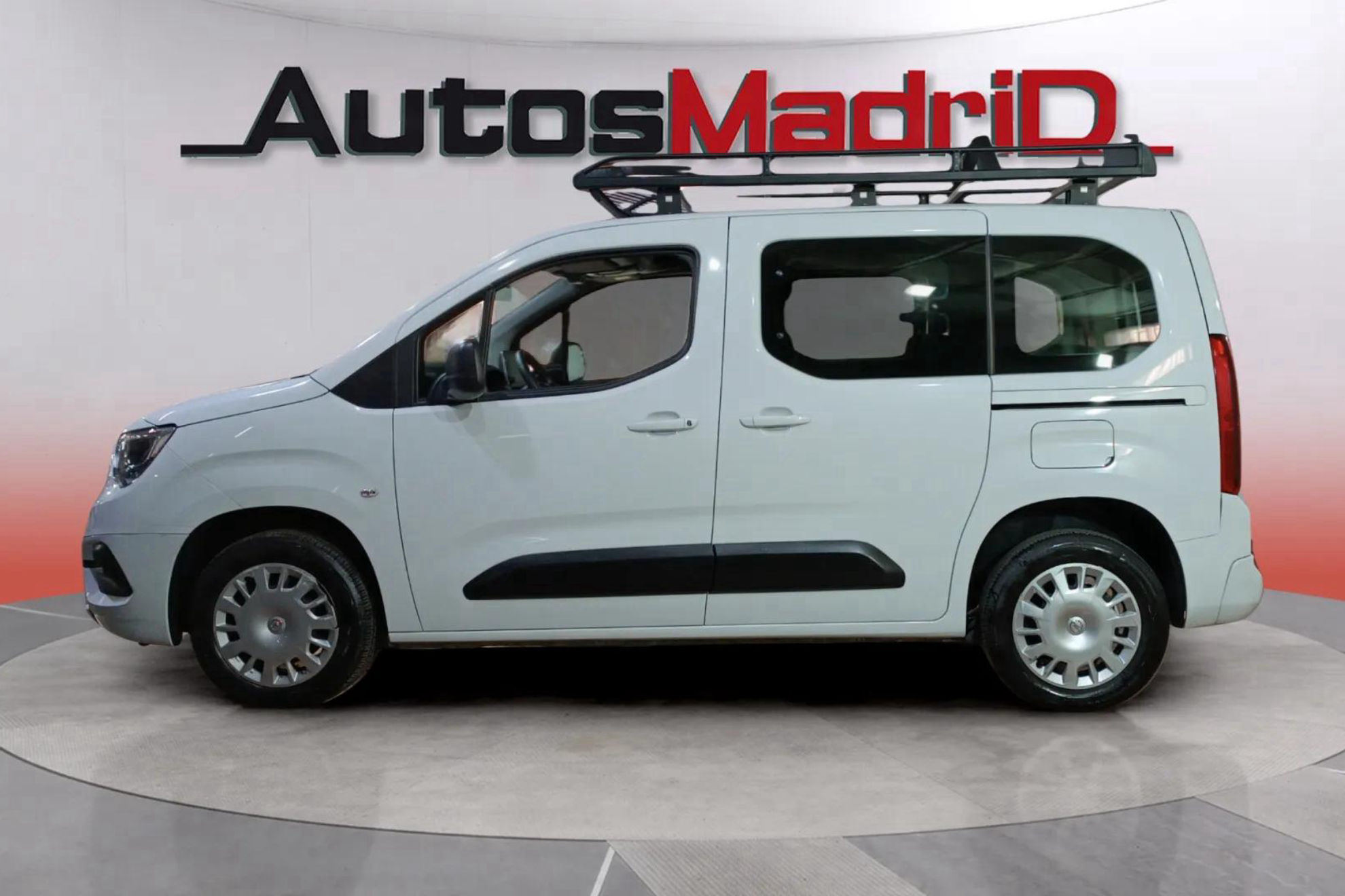 Opel Combo 1.5 TD D.Cab XL H1 1000kg - foto 4