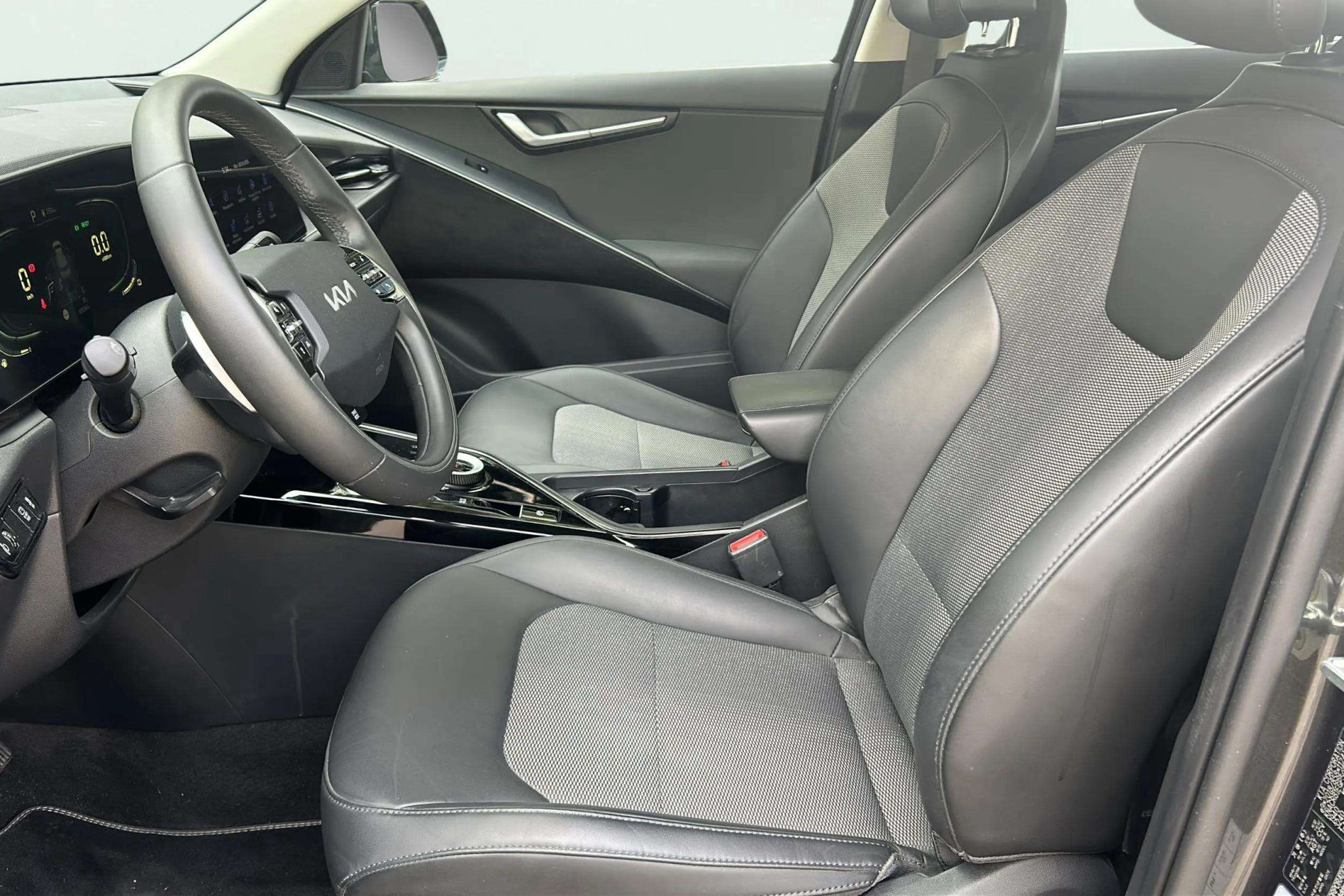 Kia Niro 1.6 GDi HEV Drive - foto 11