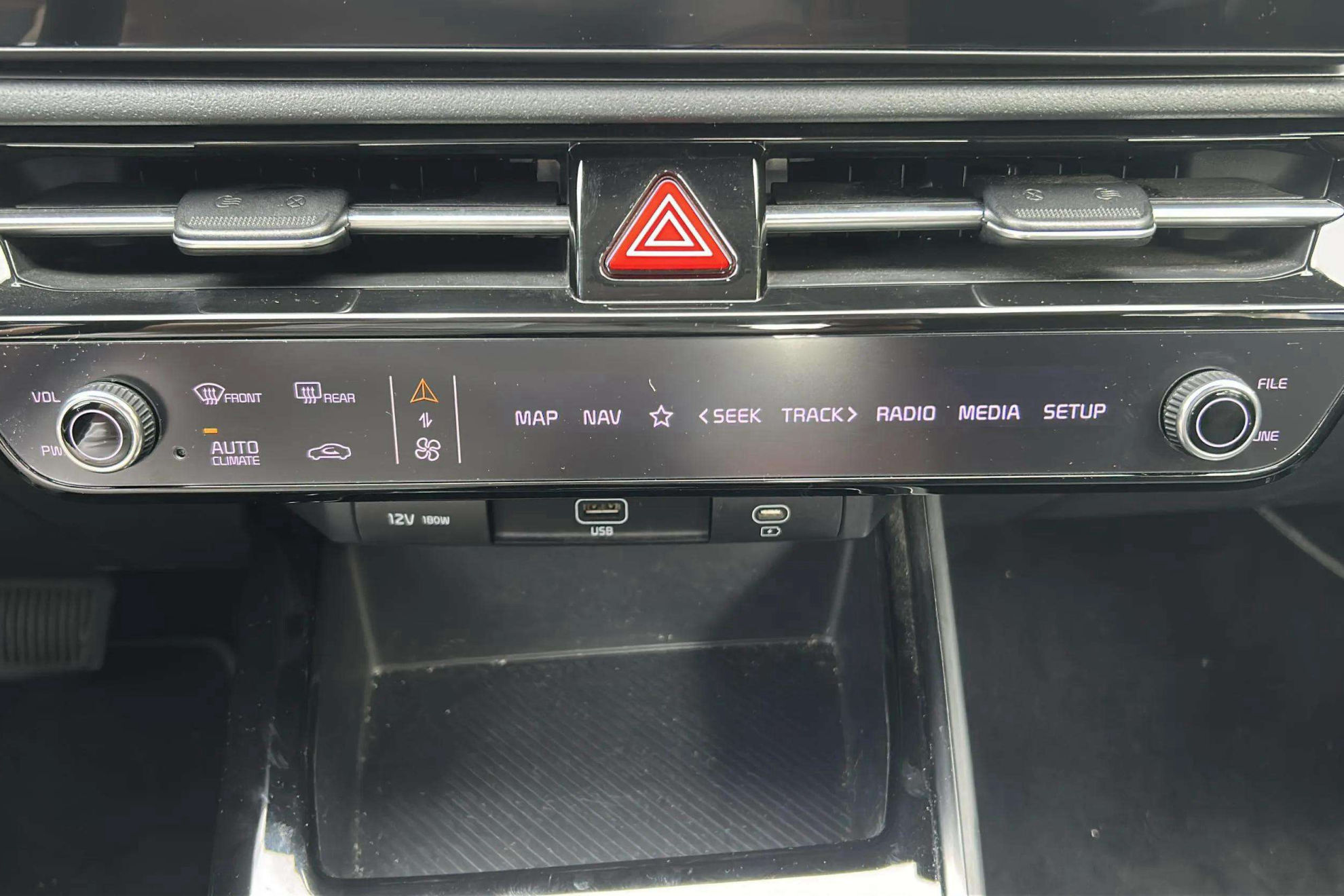 Kia Niro 1.6 GDi HEV Drive - foto 25