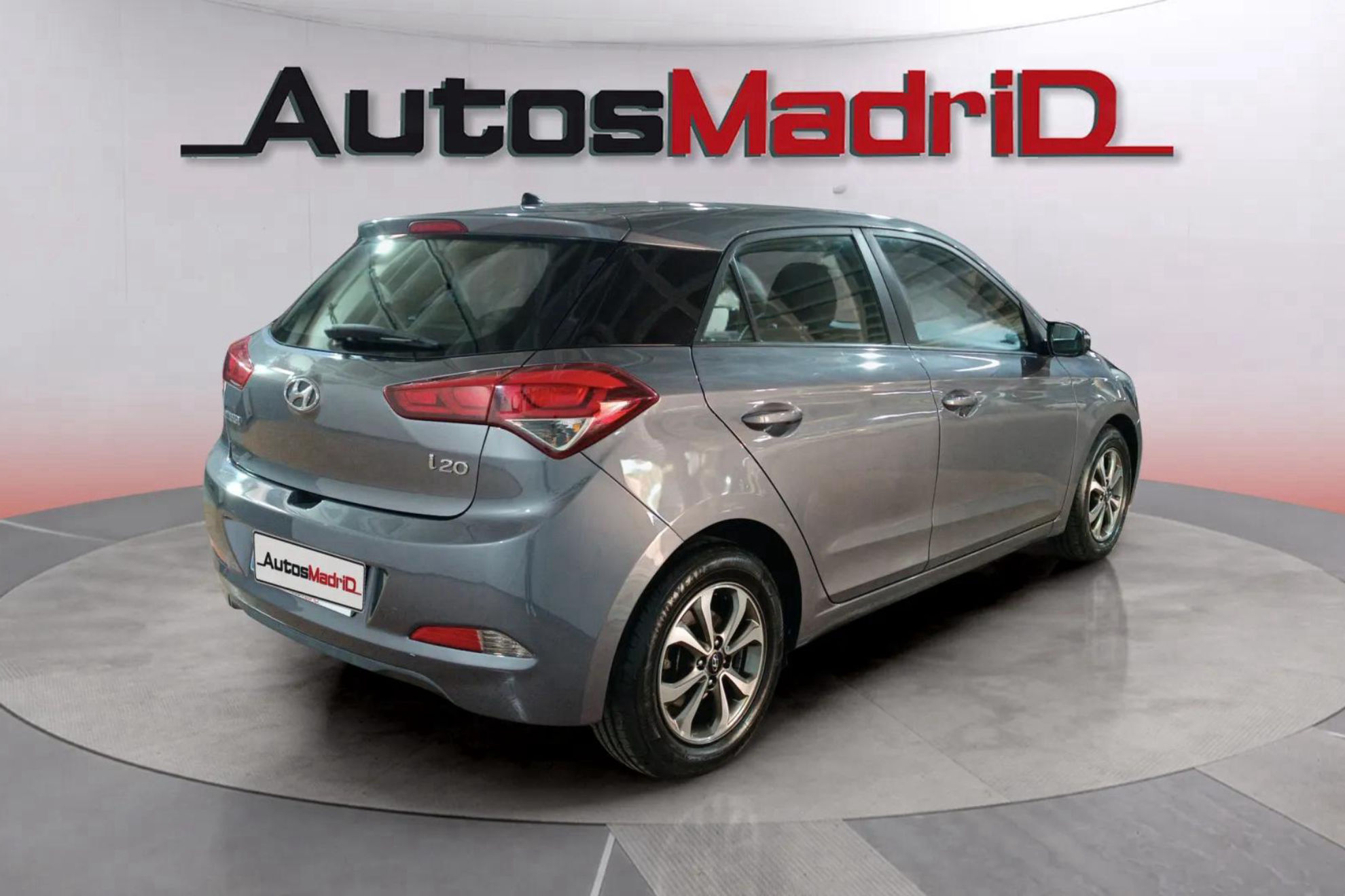 Hyundai i20 1.2 MPI Go! - foto 8