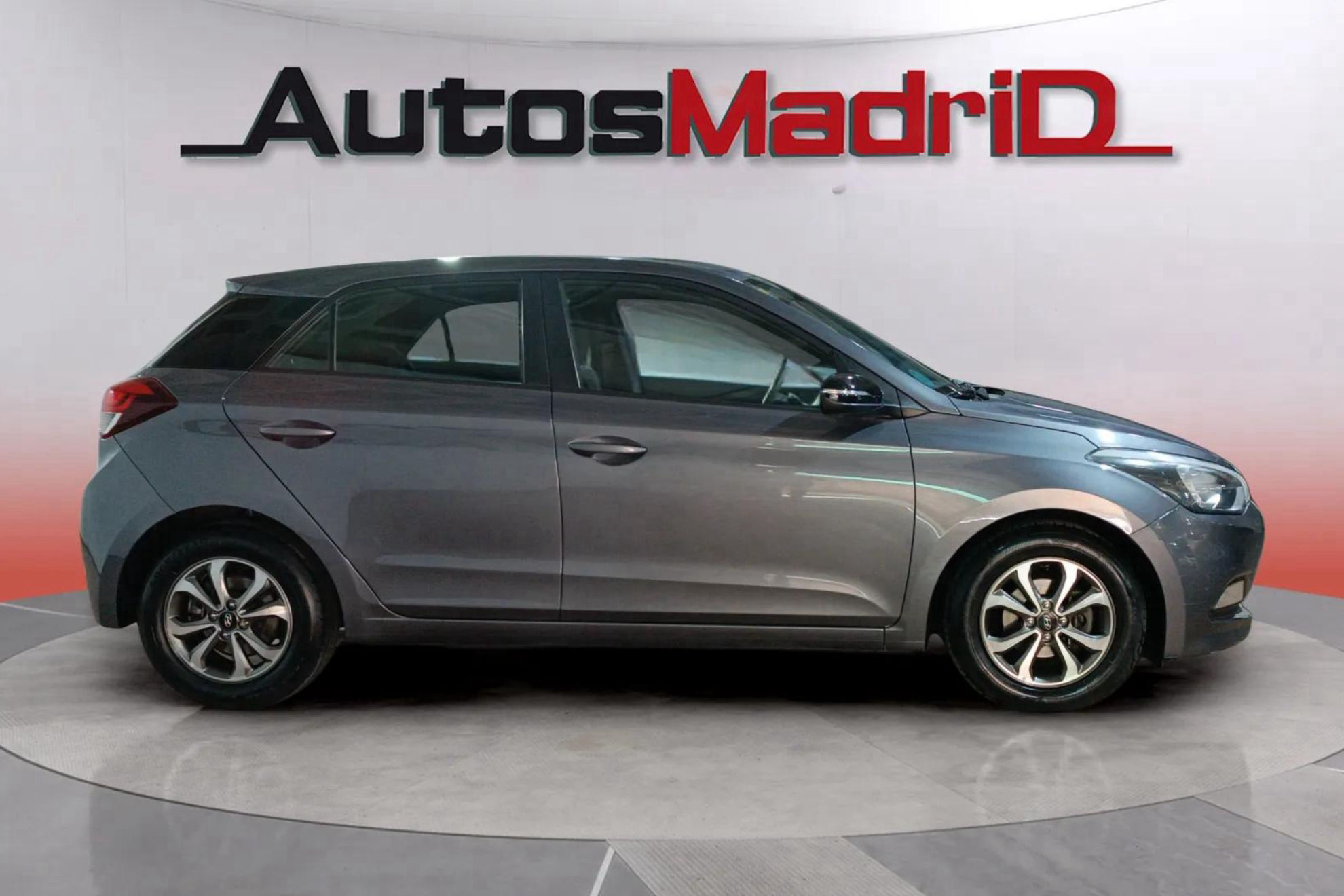 Hyundai i20 1.2 MPI Go! - foto 9