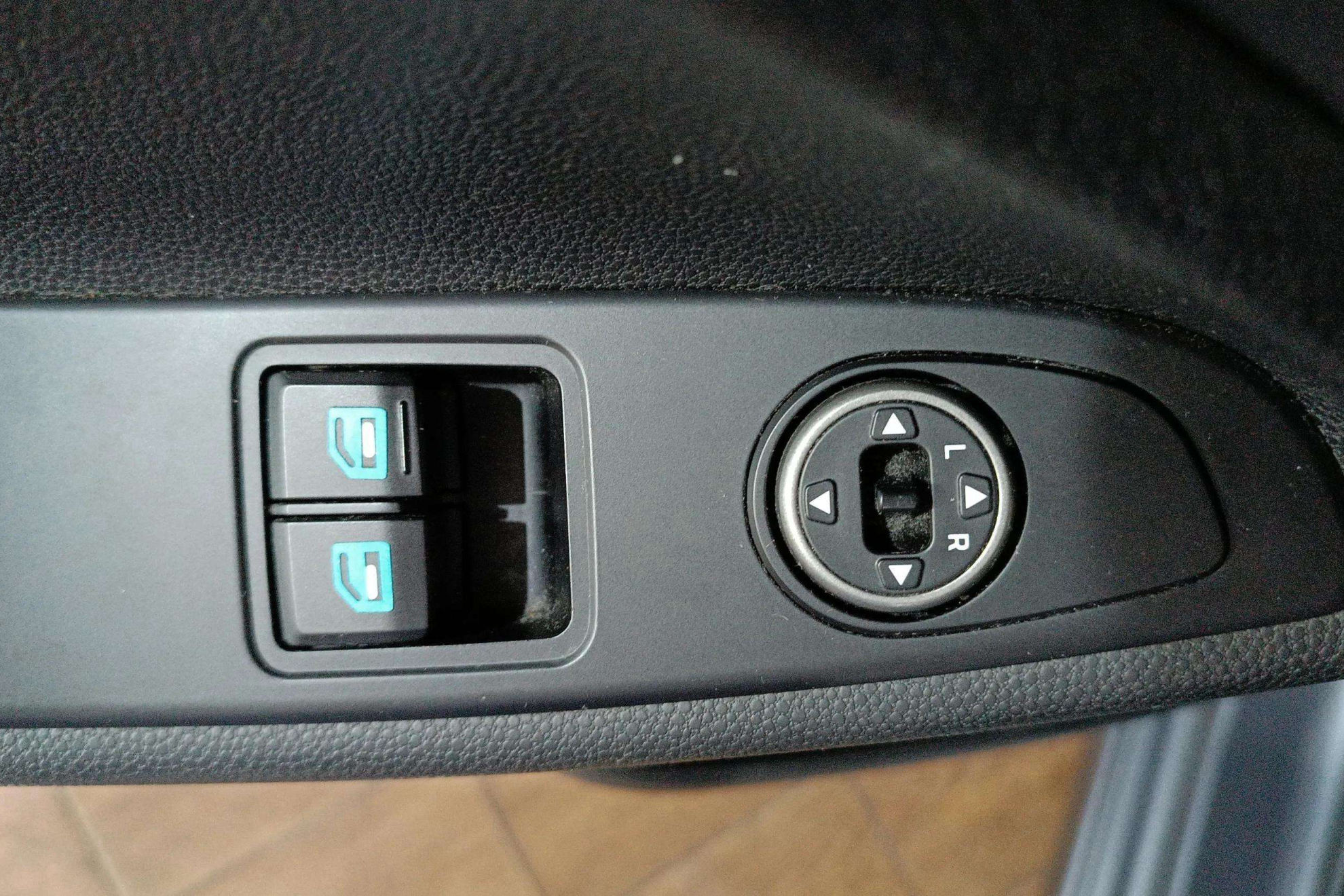 Hyundai i20 1.2 MPI Go! - foto 13