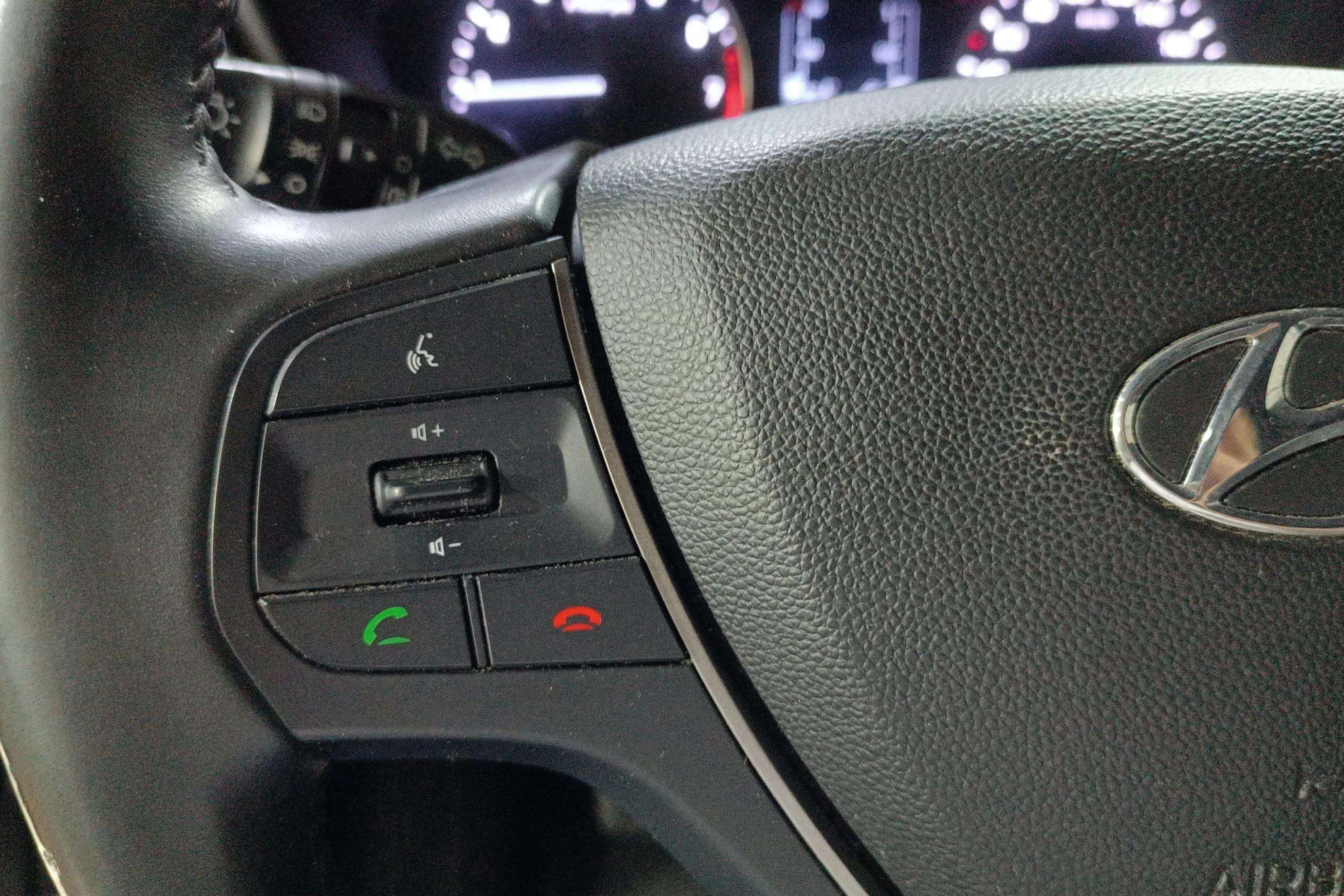 Hyundai i20 1.2 MPI Go! - foto 16