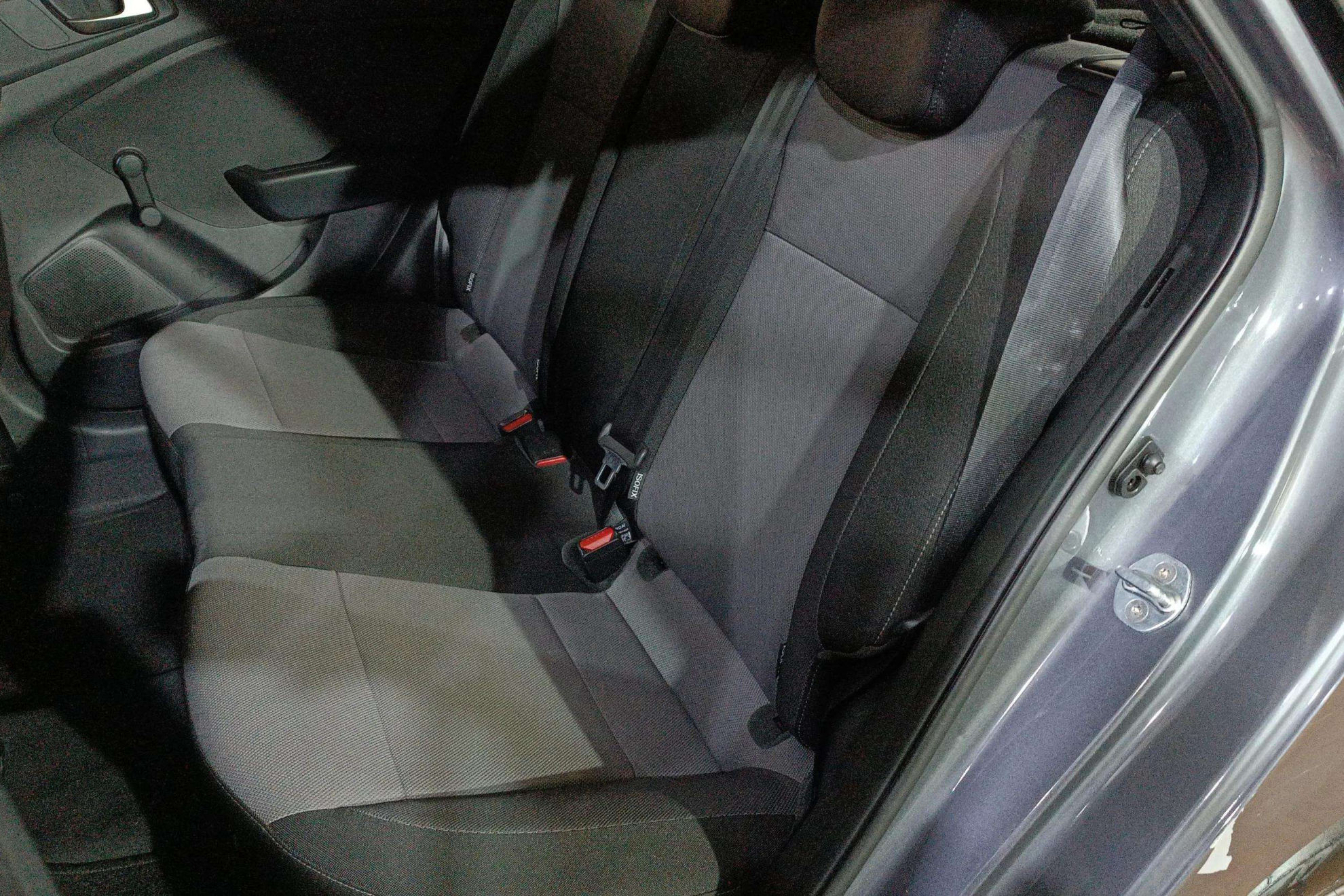 Hyundai i20 1.2 MPI Go! - foto 12