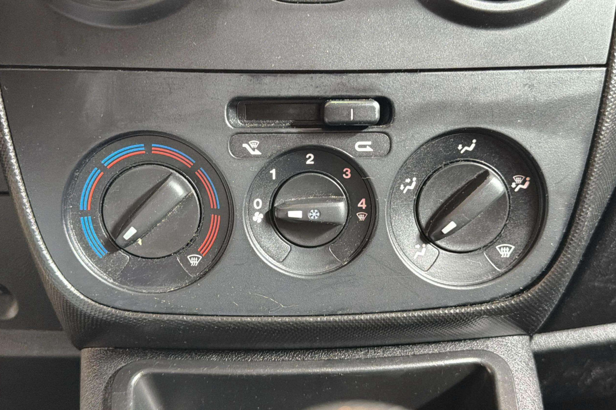 Fiat Fiorino Cargo Base N1 1.3 Mjet - foto 16
