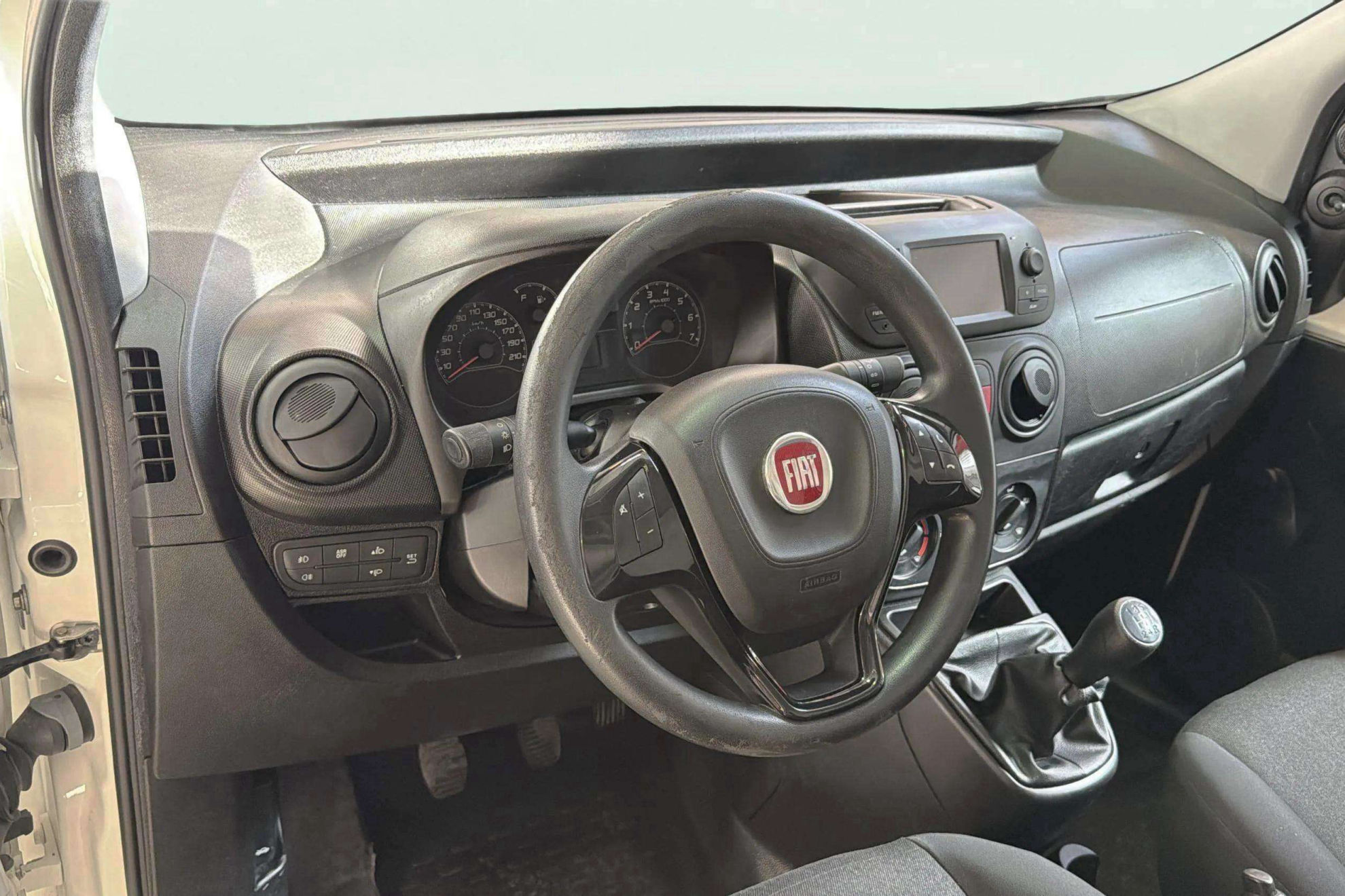 Fiat Fiorino Cargo Base N1 1.3 Mjet - foto 11