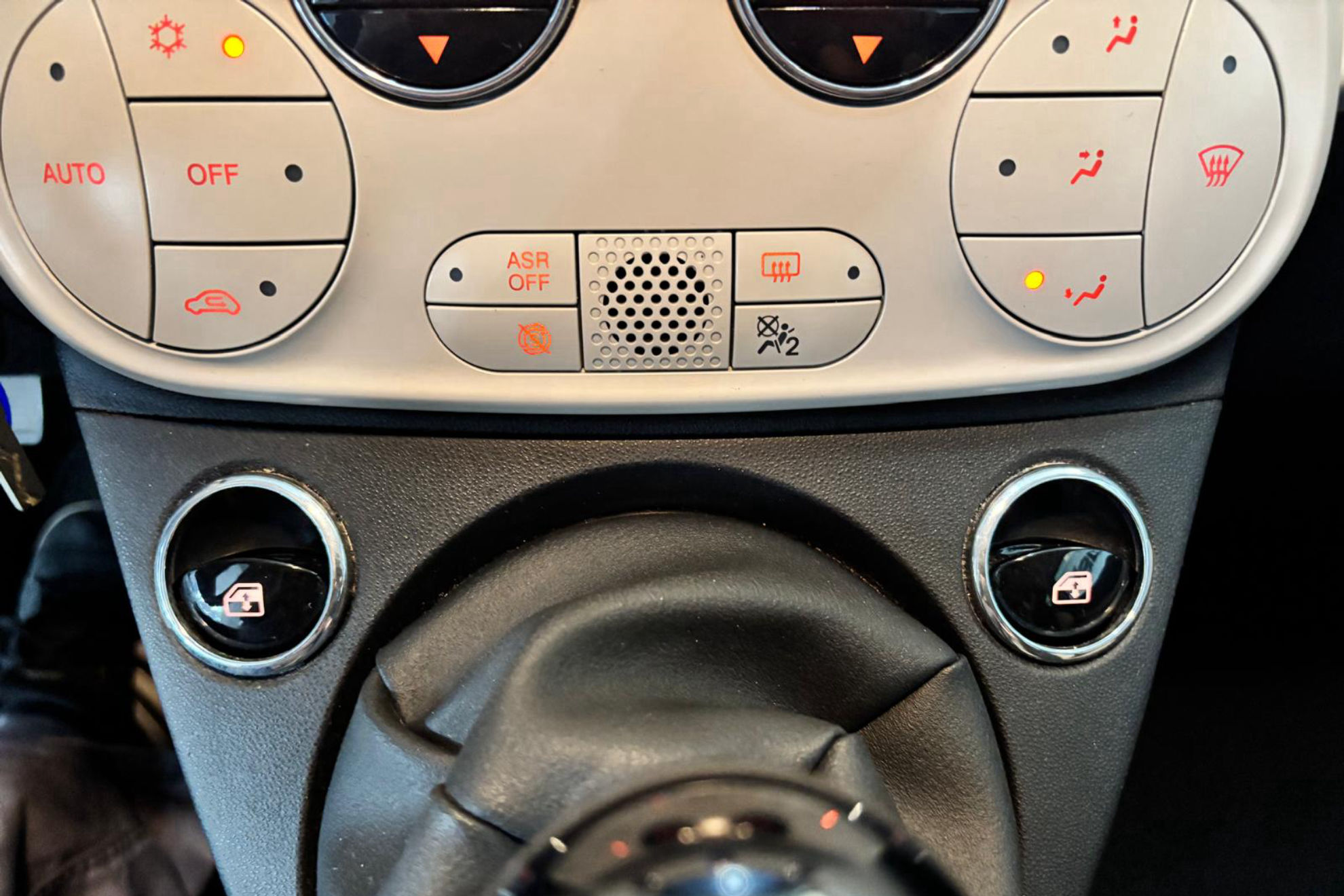 Fiat 500C Dolcevita 1.0 Hybrid - foto 23
