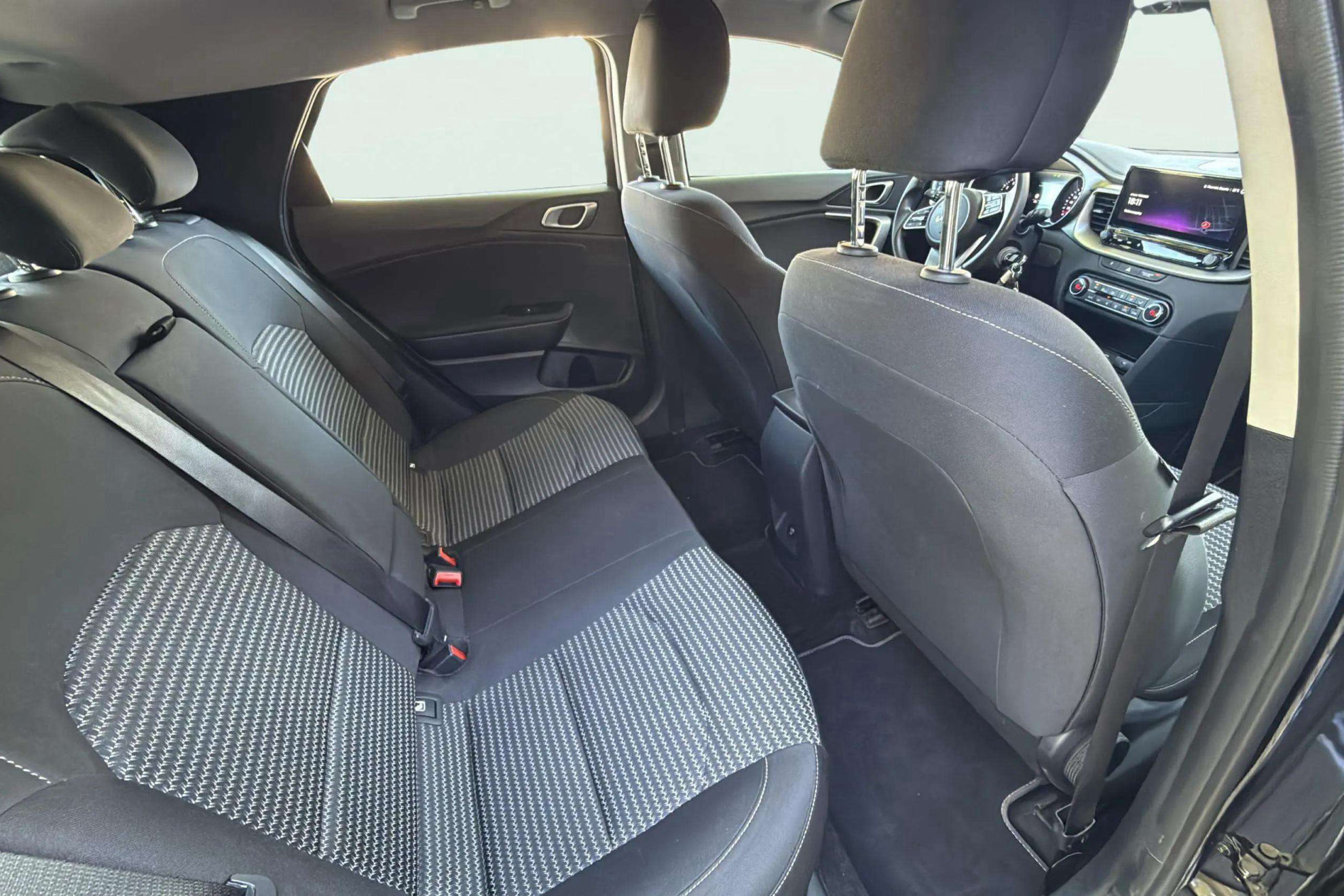 Kia XCeed 1.0 T-GDi Drive - foto 19