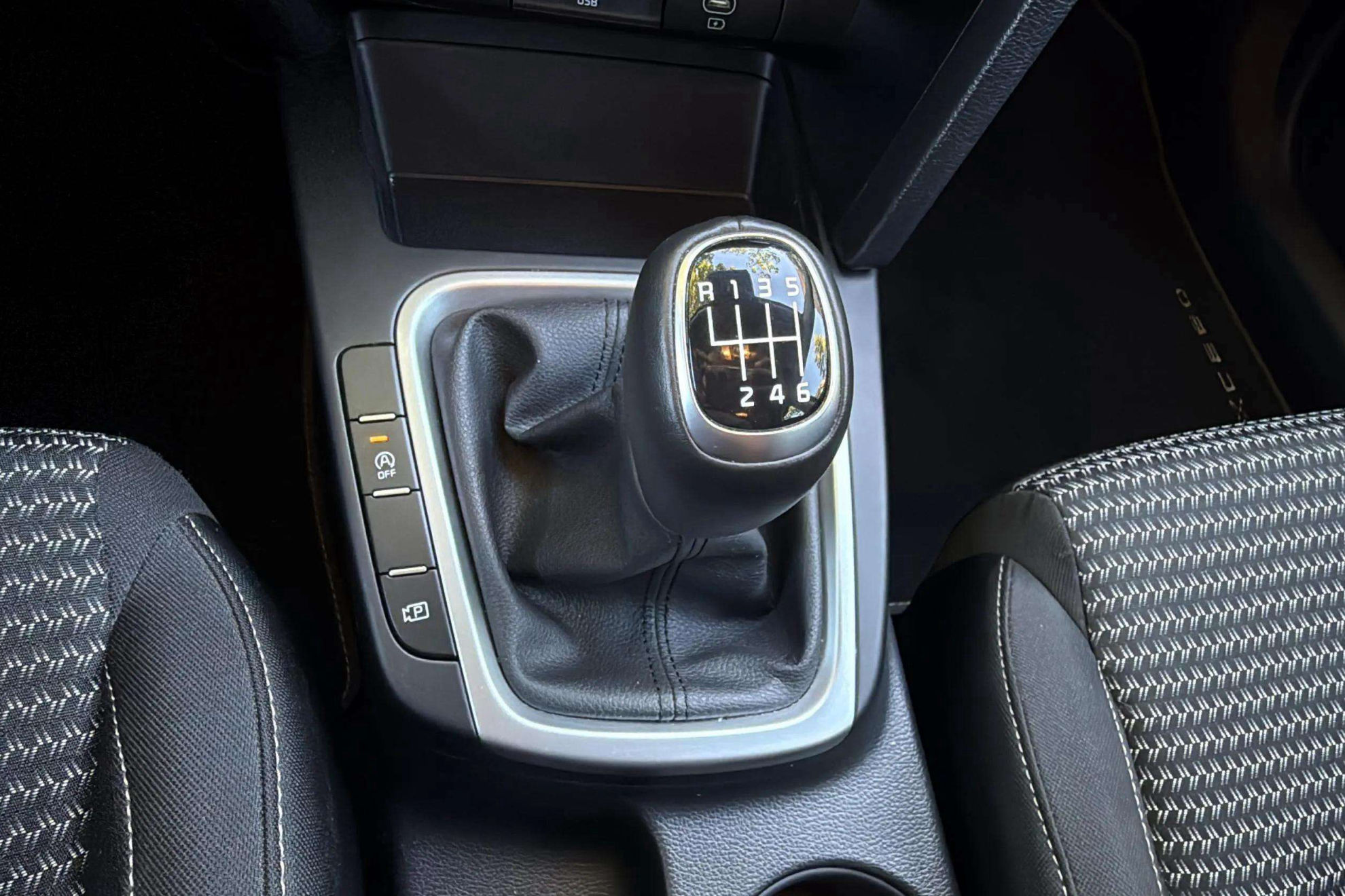 Kia XCeed 1.0 T-GDi Drive - foto 30