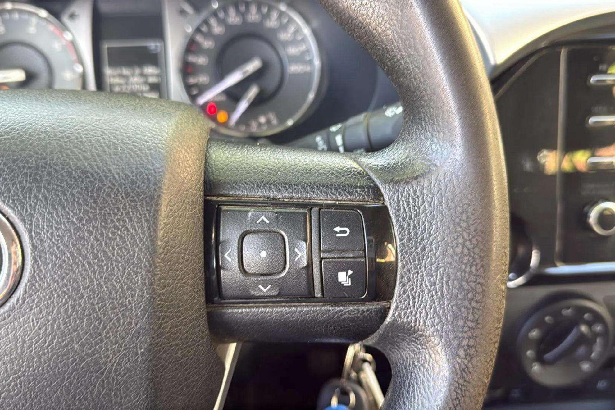 Toyota Hilux 2.4 D-4D Cabina Doble GX - foto 22
