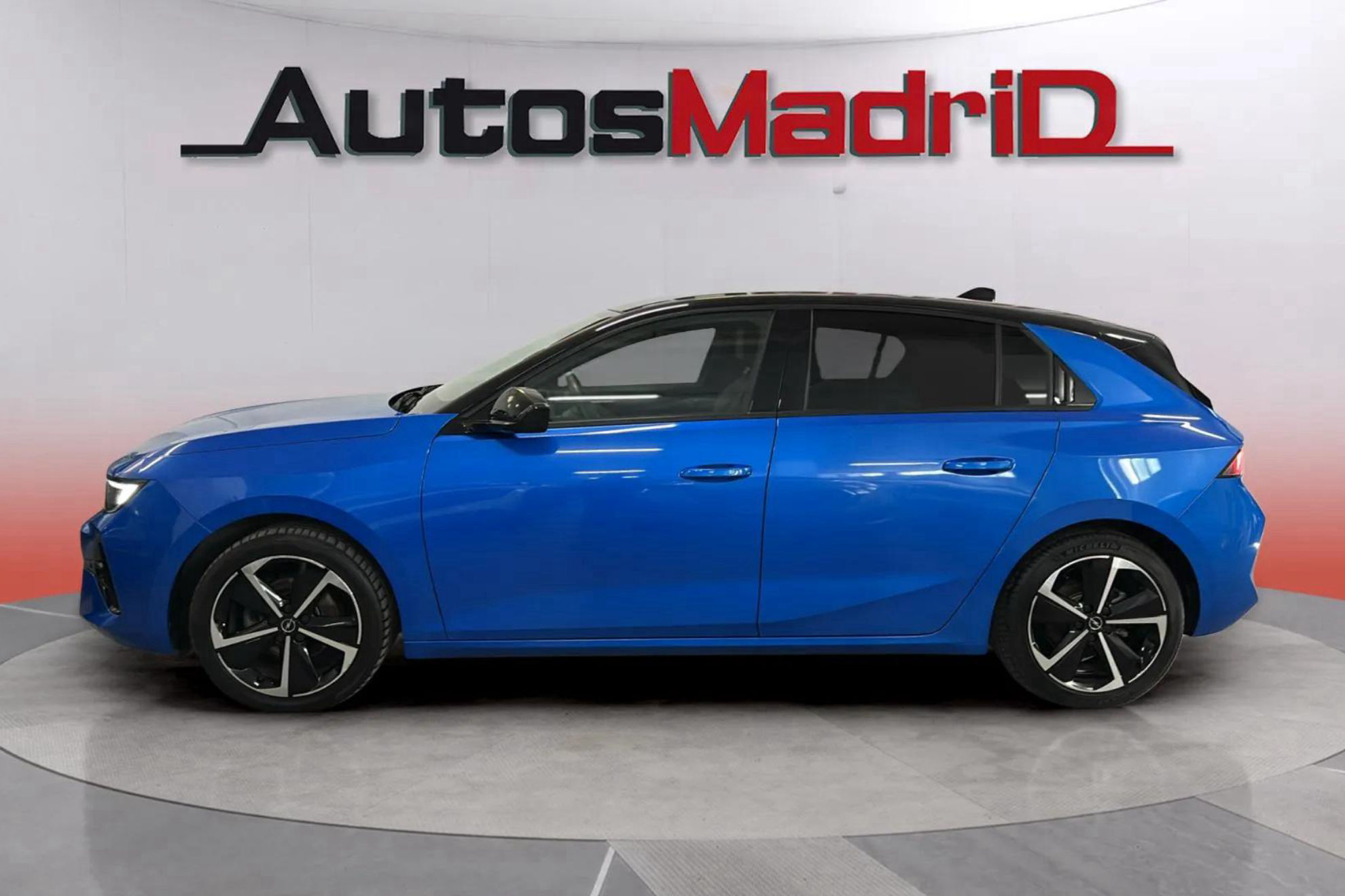 Opel Astra 1.2T XHT GS - foto 4