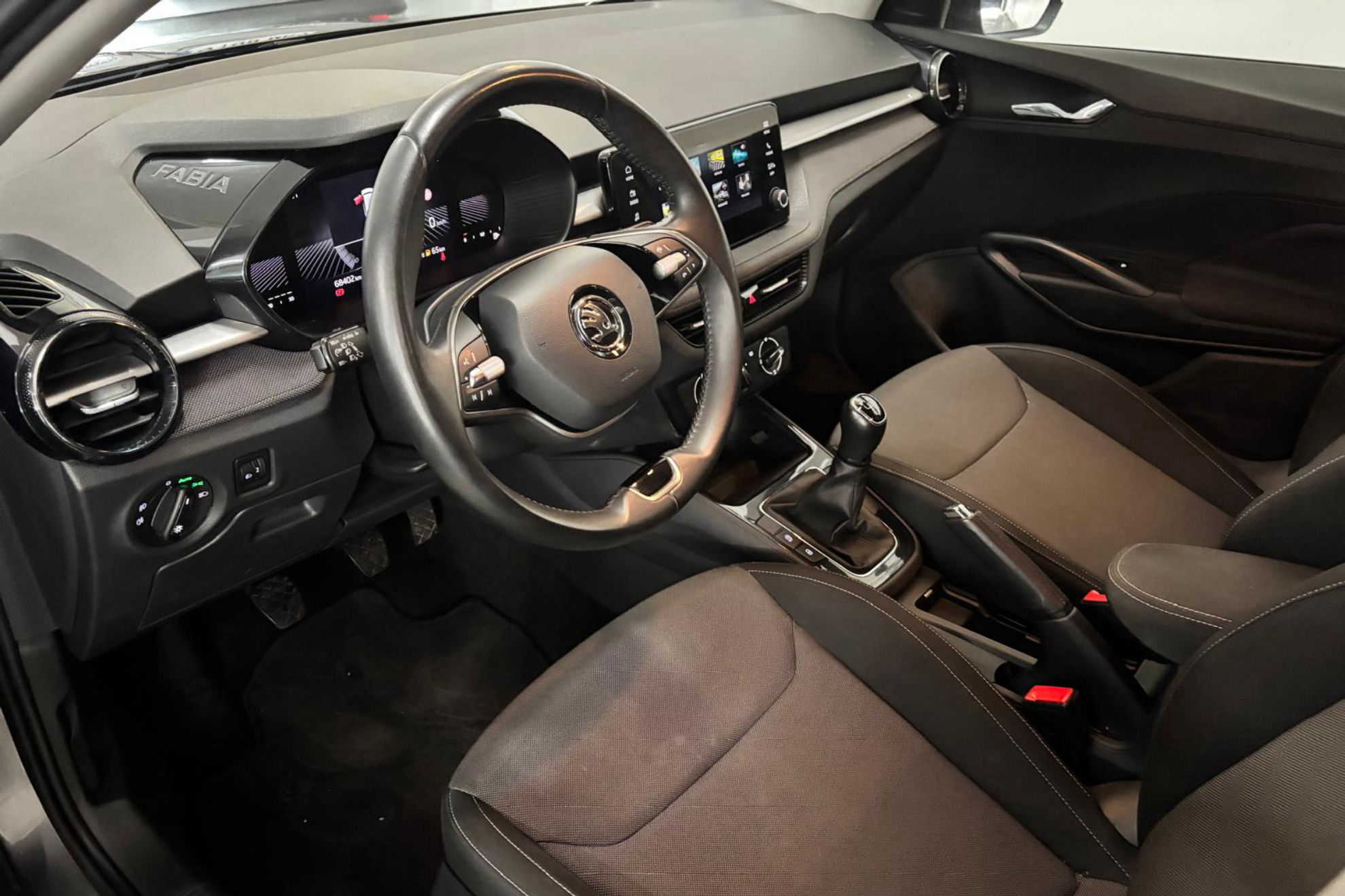 Škoda Fabia 1.0 MPI Selection - foto 16