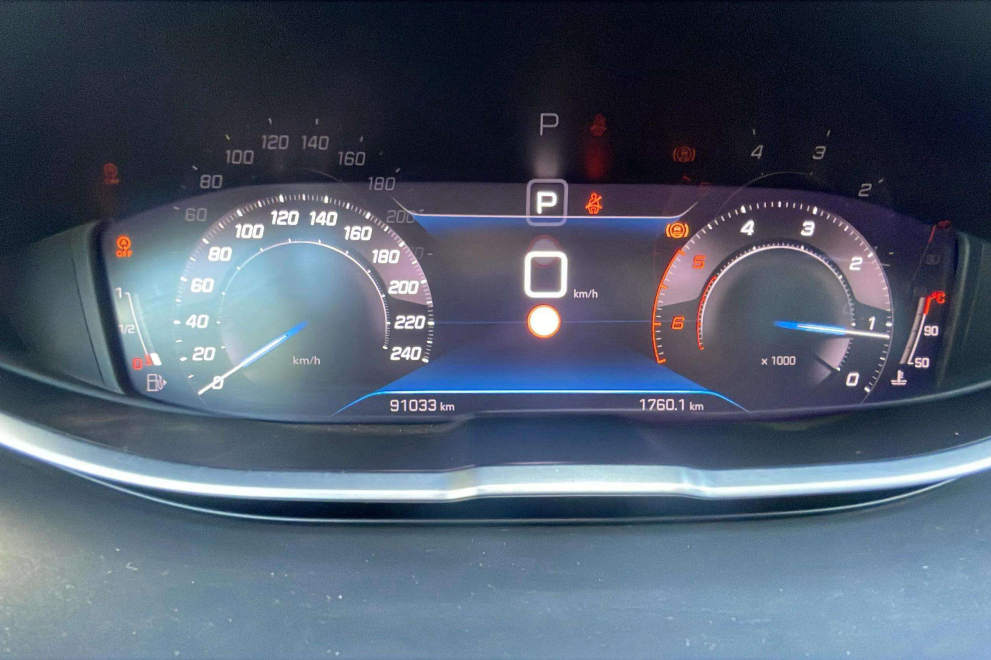 Peugeot 3008 1.5 BlueHDi GT EAT8 - foto 15