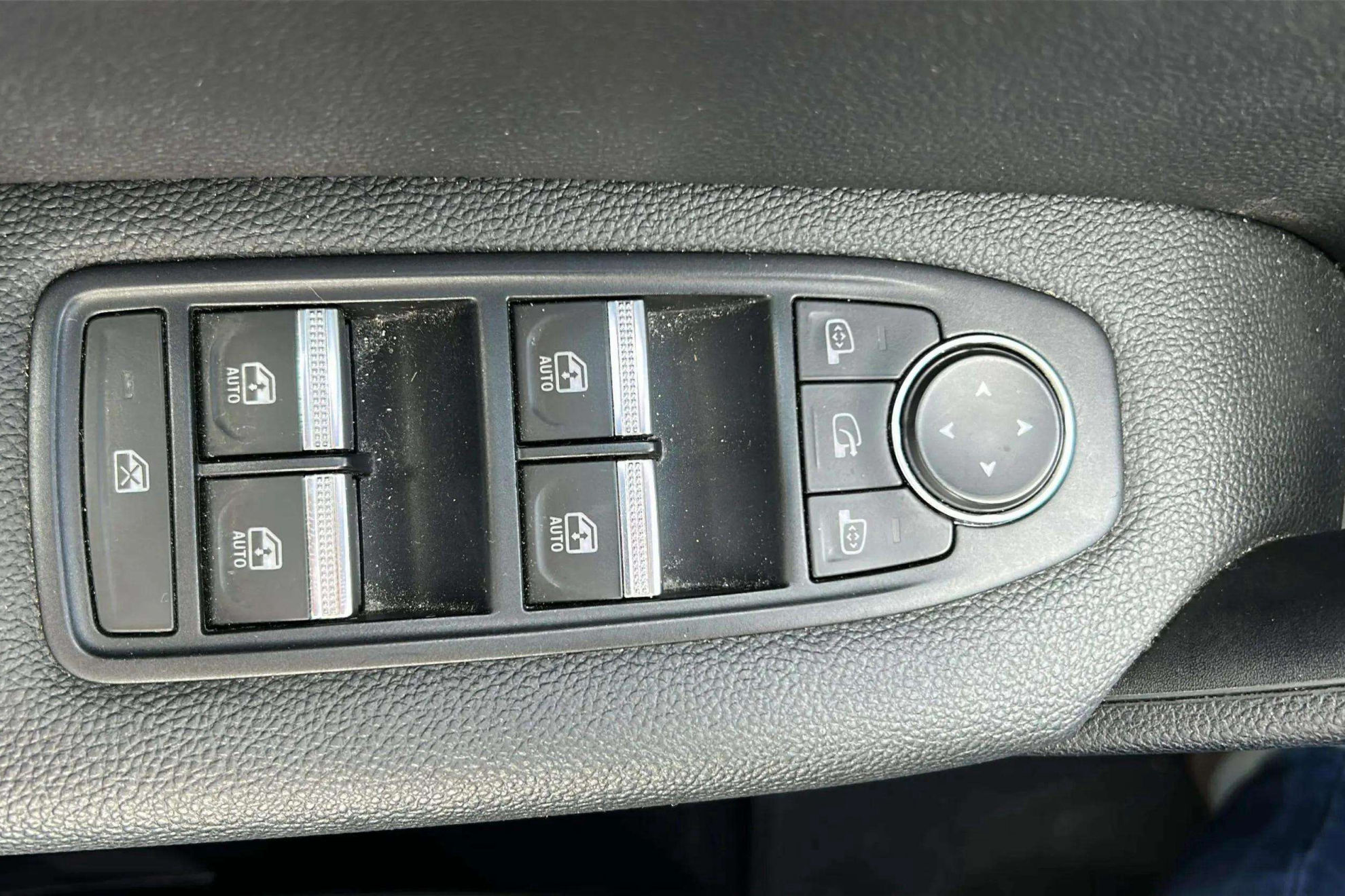 Renault Captur techno TCe - foto 14