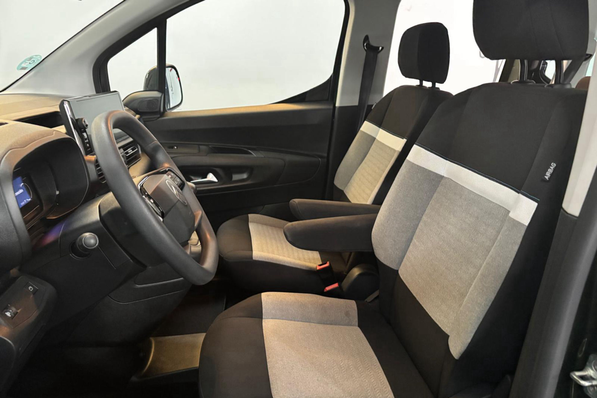 Citroën Berlingo Talla M BlueHDi 100 Plus - foto 13