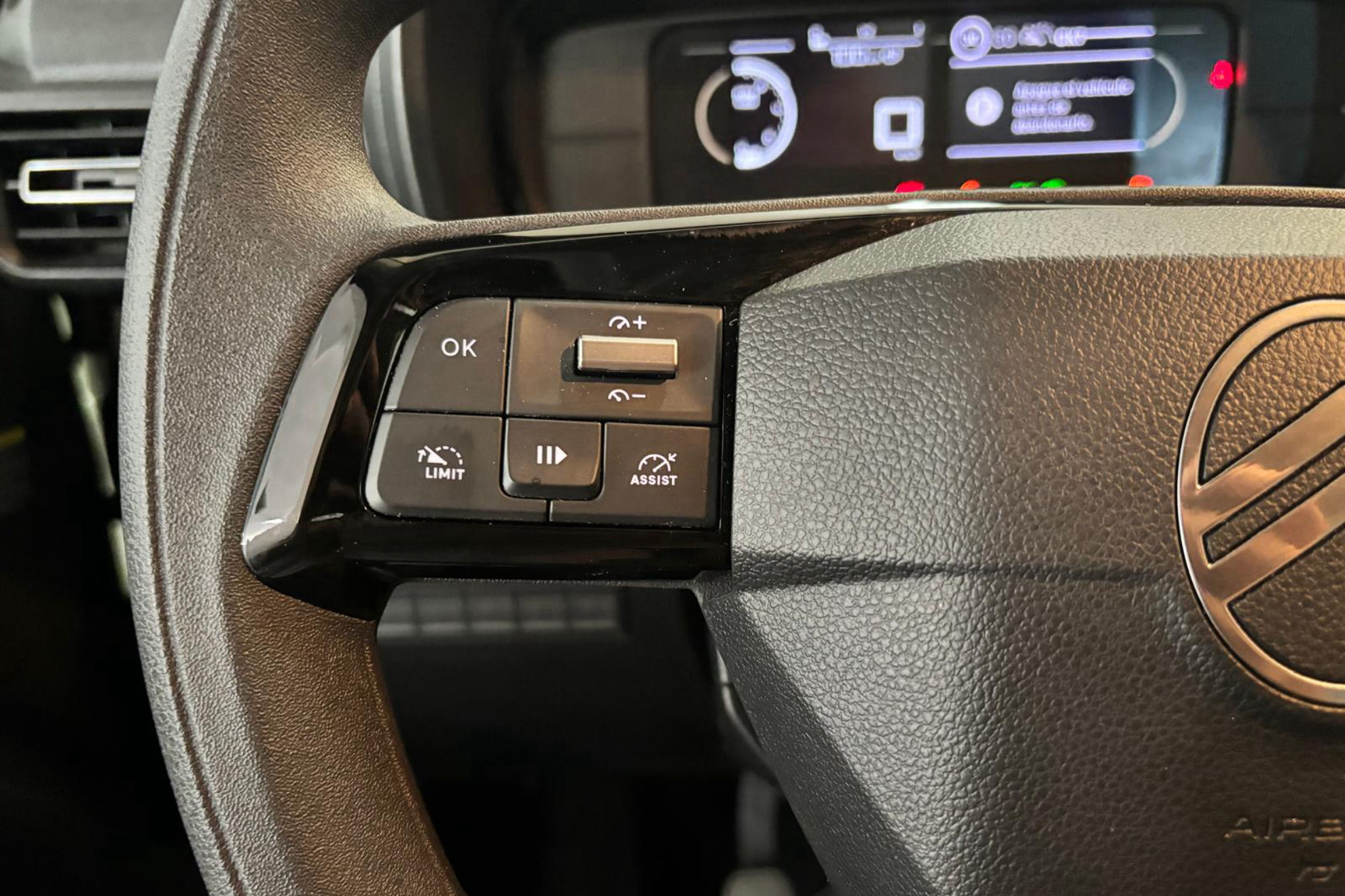 Citroën Berlingo Talla M BlueHDi 100 Plus - foto 17