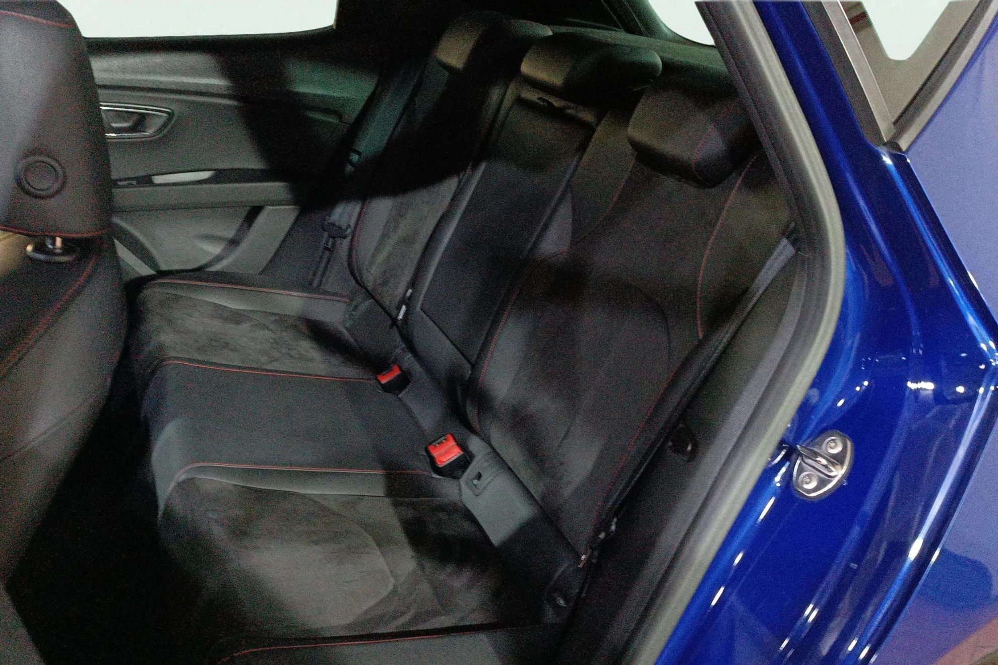 SEAT León 2.0 TDI DSG-7 FR Fast Edition - foto 12