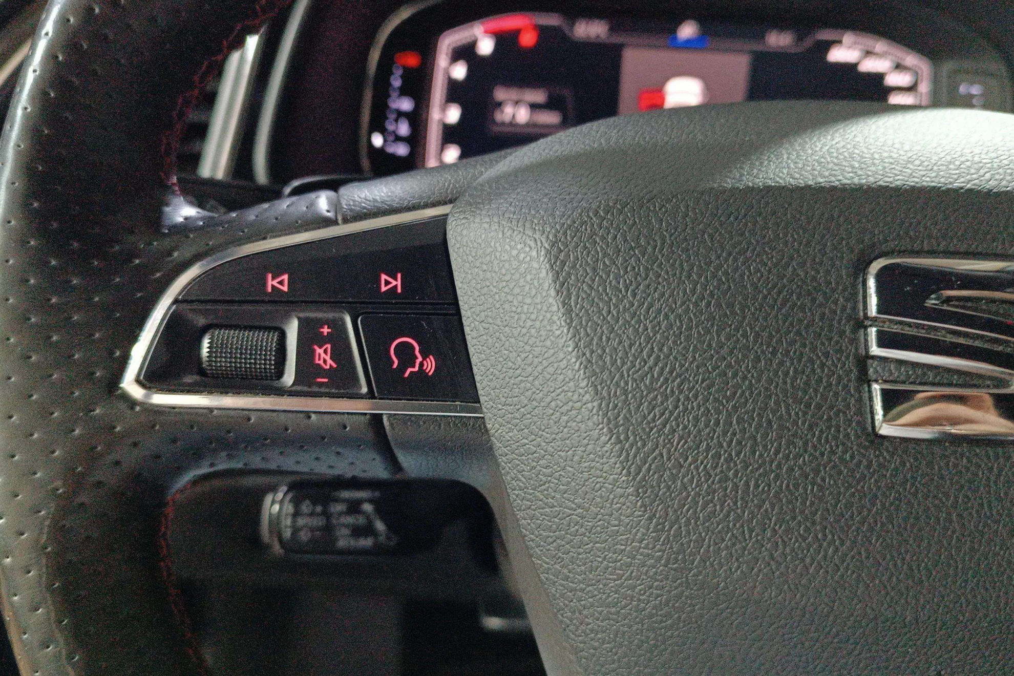SEAT León 2.0 TDI DSG-7 FR Fast Edition - foto 17