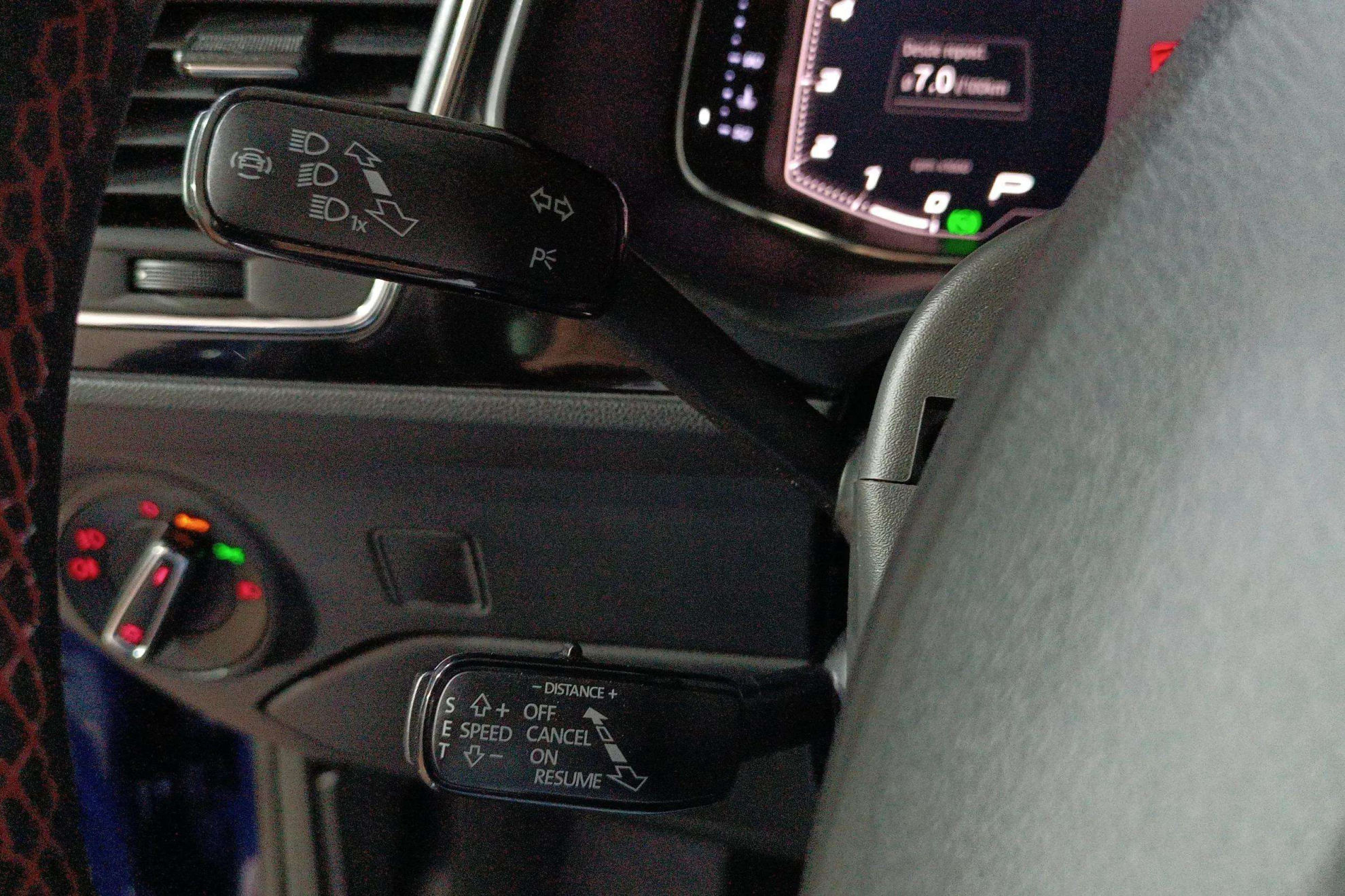SEAT León 2.0 TDI DSG-7 FR Fast Edition - foto 15