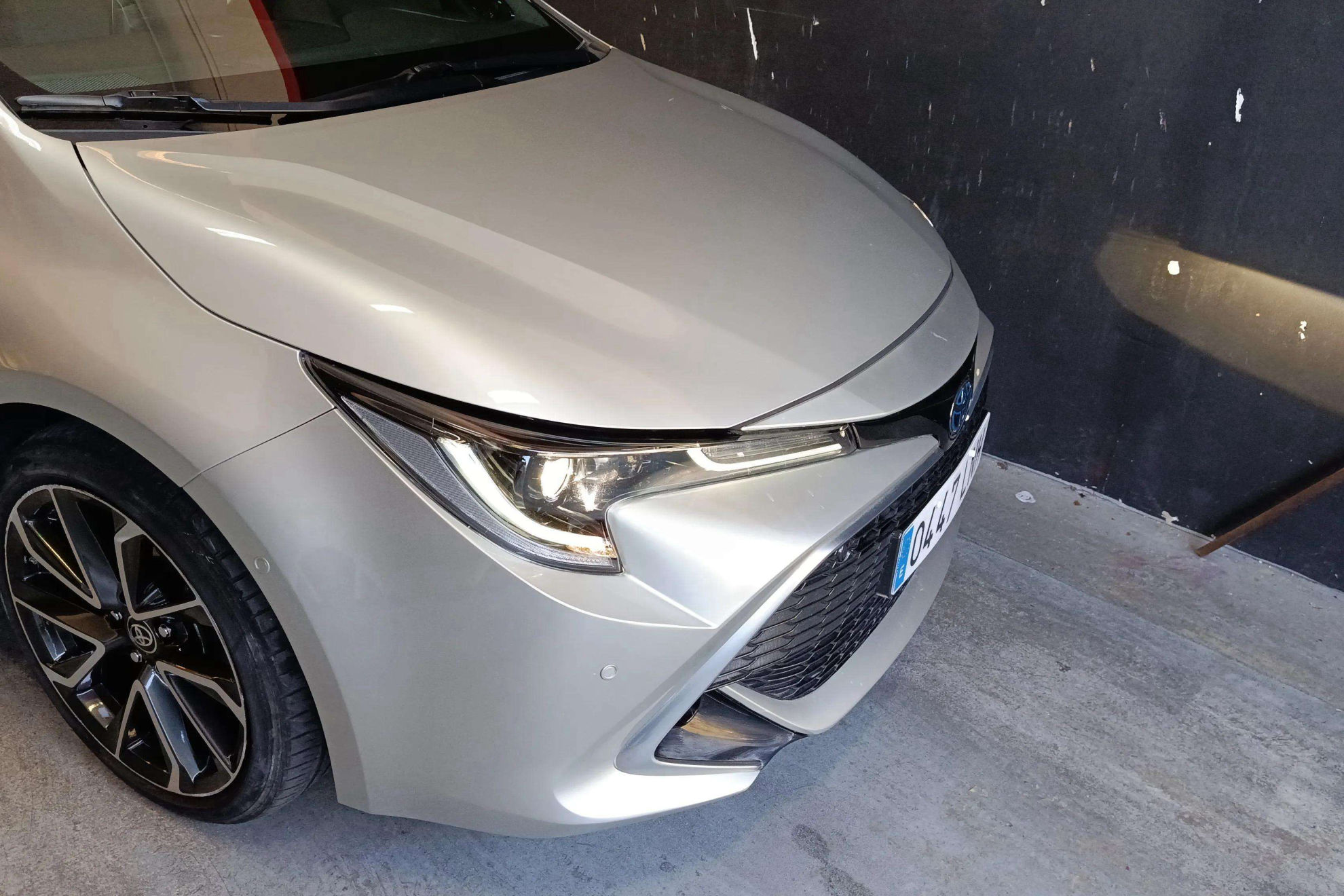 Toyota Corolla 2.0 180H Advance E-CVT - foto 26