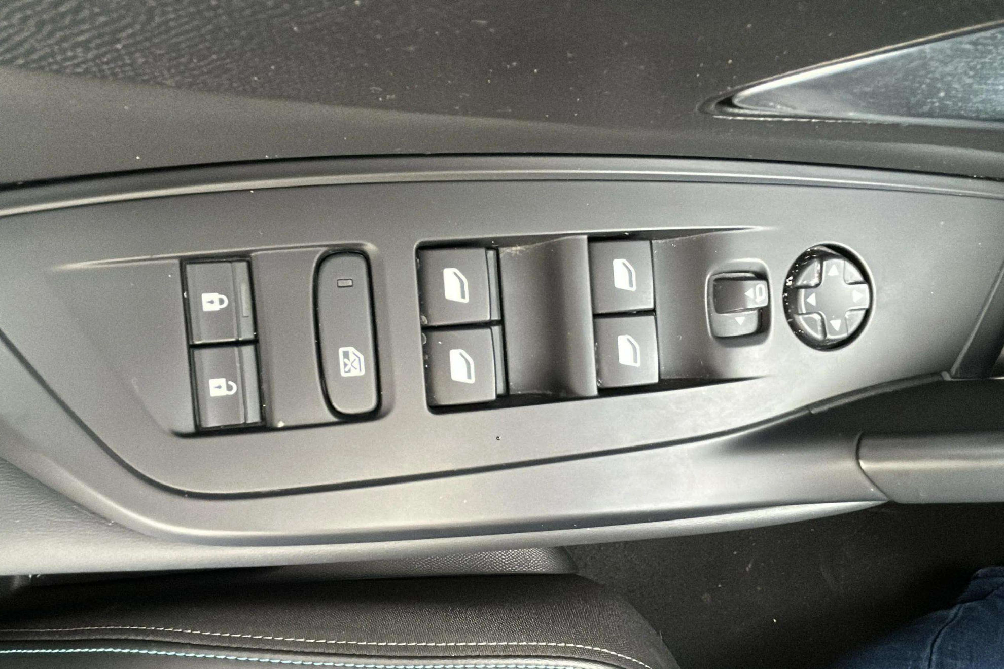 Peugeot 308 Allure PureTech 130 - foto 16