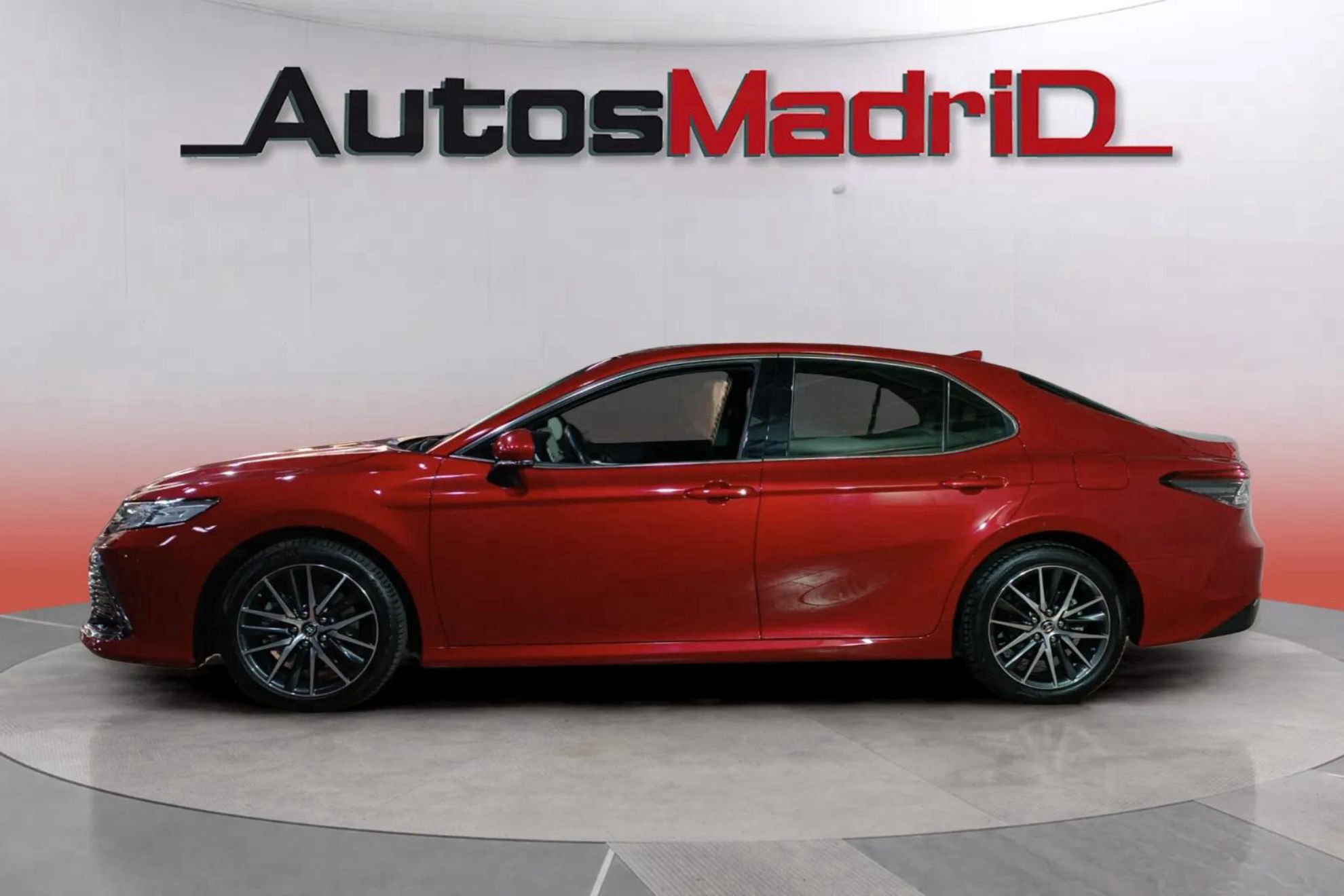 Toyota Camry 2.5 220H Luxury - foto 4