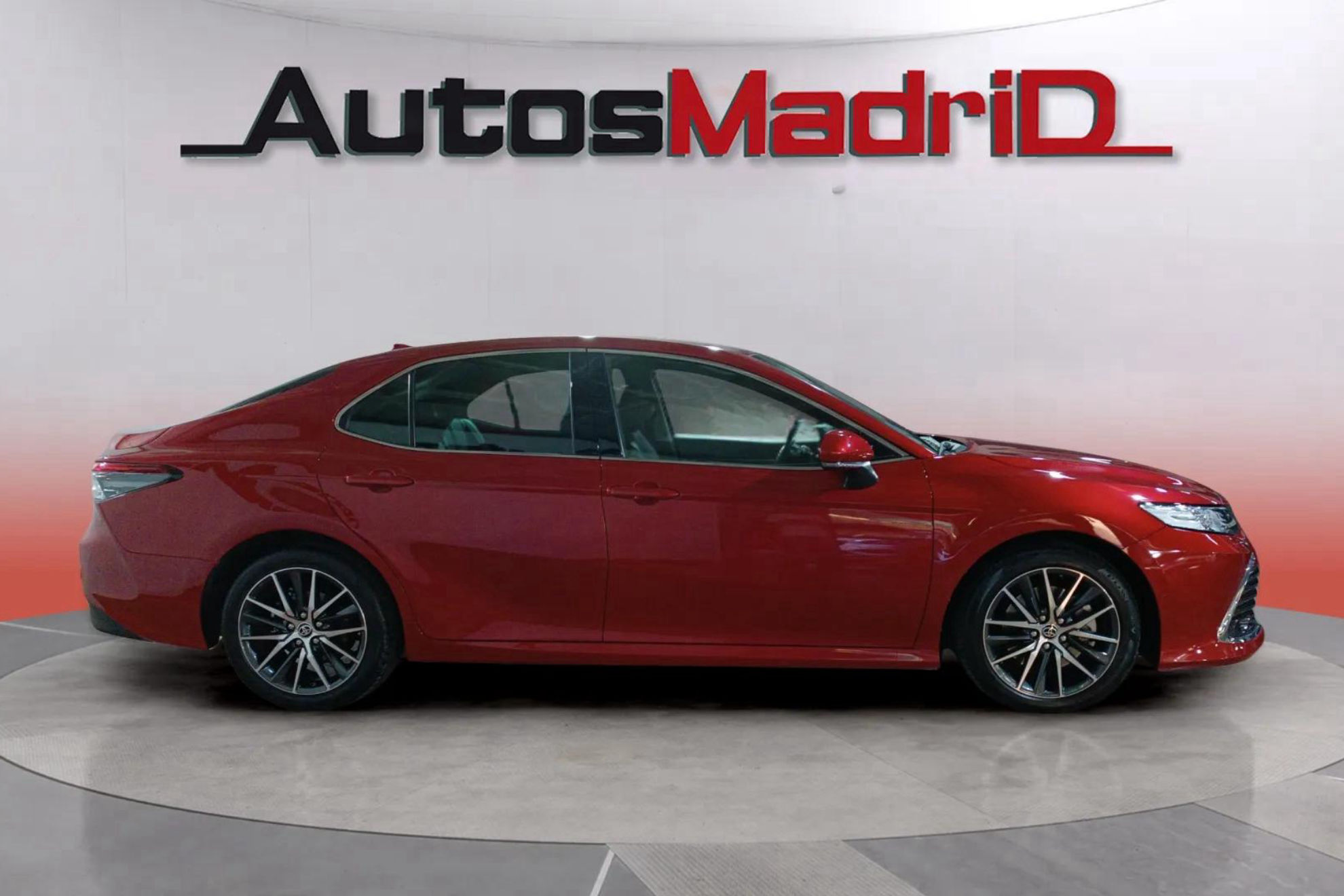 Toyota Camry 2.5 220H Luxury - foto 9
