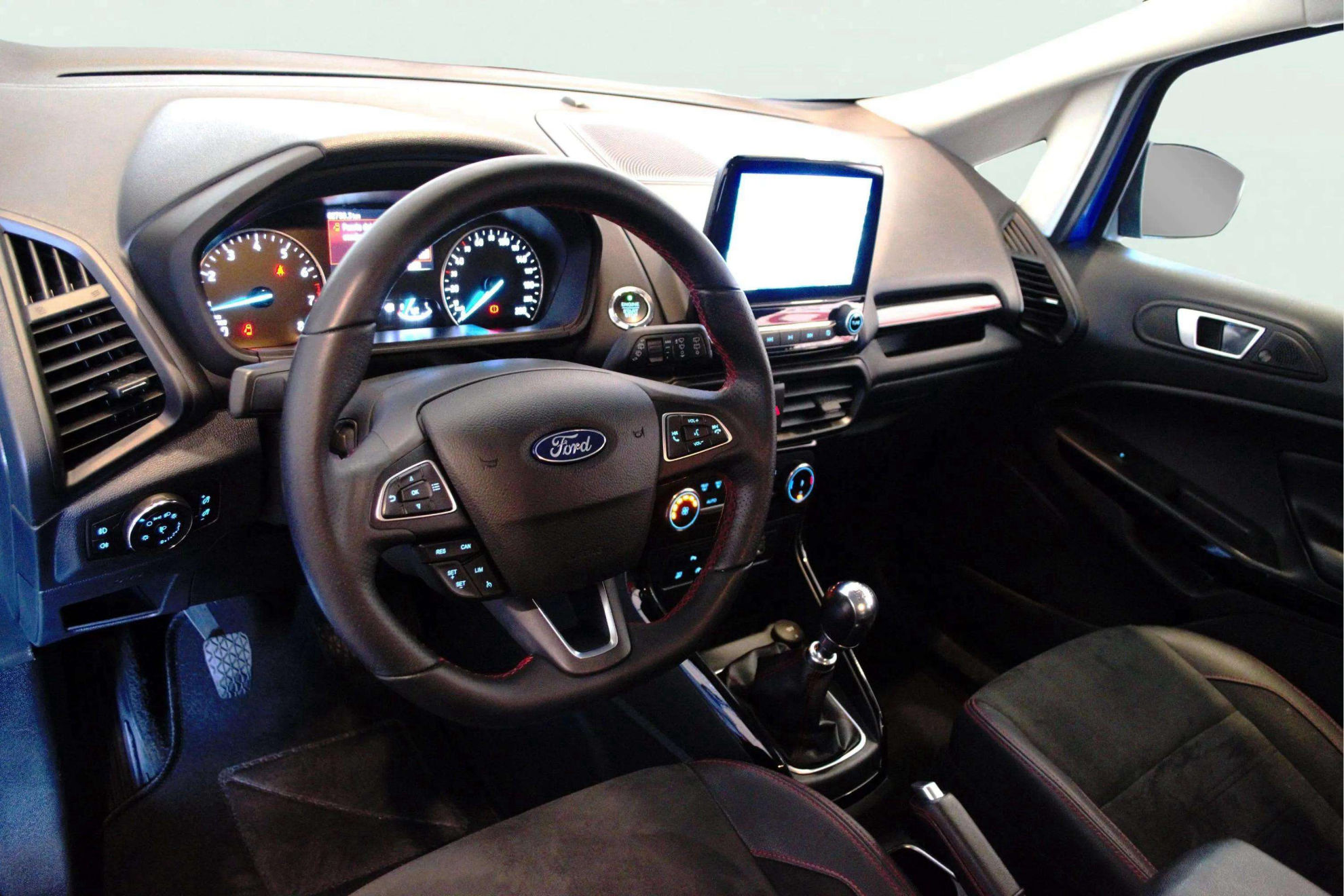 Ford EcoSport 1.0T EcoBoost ST Line - foto 16