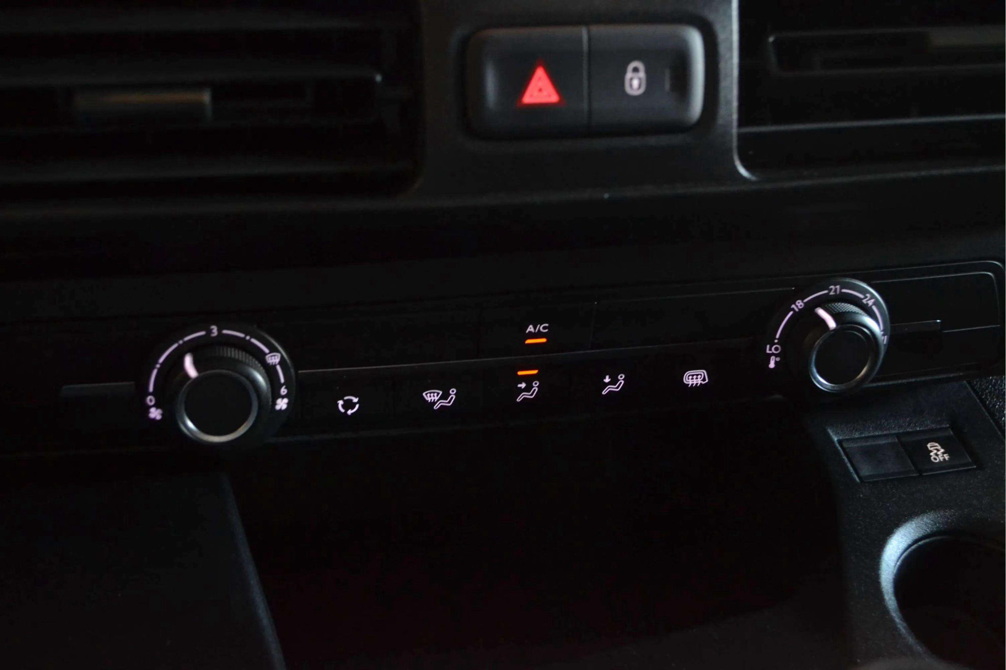 Citroën Berlingo Talla M BlueHDi Control - foto 21