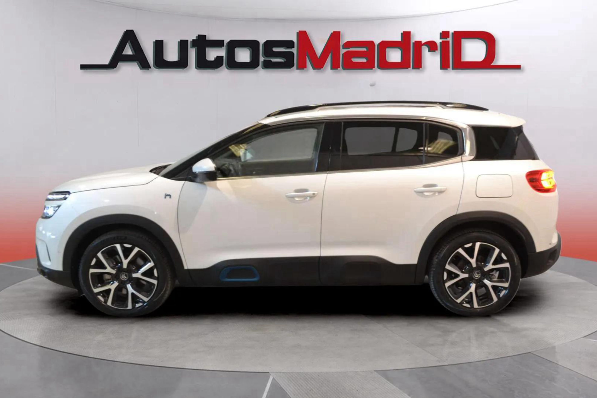 Citroën C5 Aircross 225 e-EAT8 Shine - foto 4