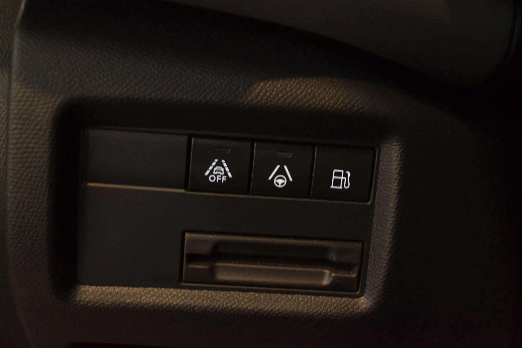 Citroën C5 Aircross 225 e-EAT8 Shine - foto 21